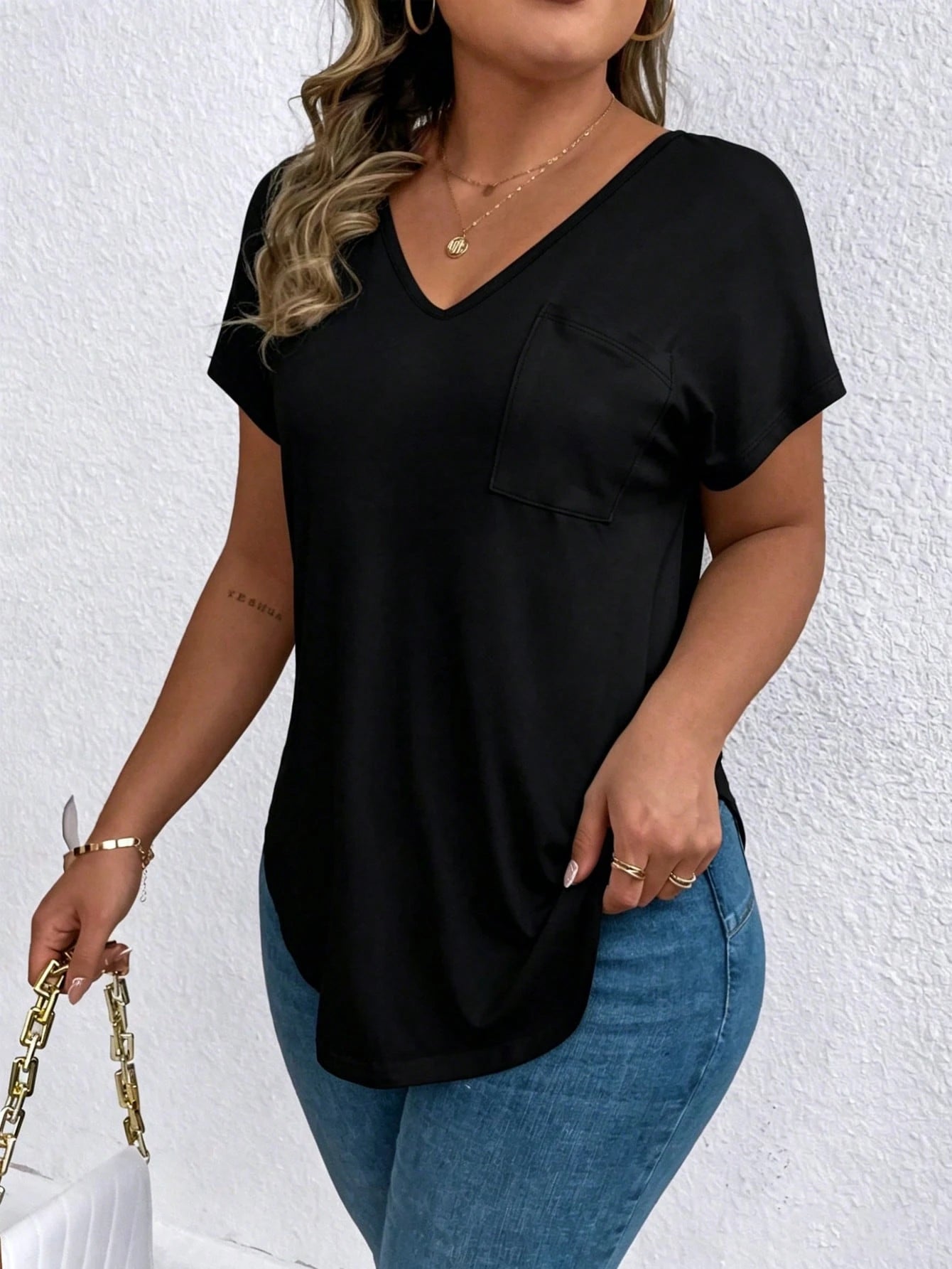 EMERY ROSE Regular Women's Solid Color V-Neck Short-Sleeved Casual T-Shirt