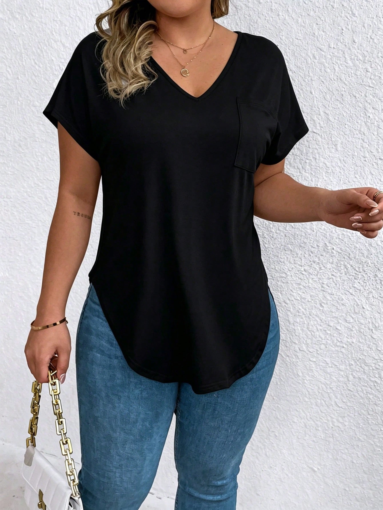 EMERY ROSE Regular Women's Solid Color V-Neck Short-Sleeved Casual T-Shirt