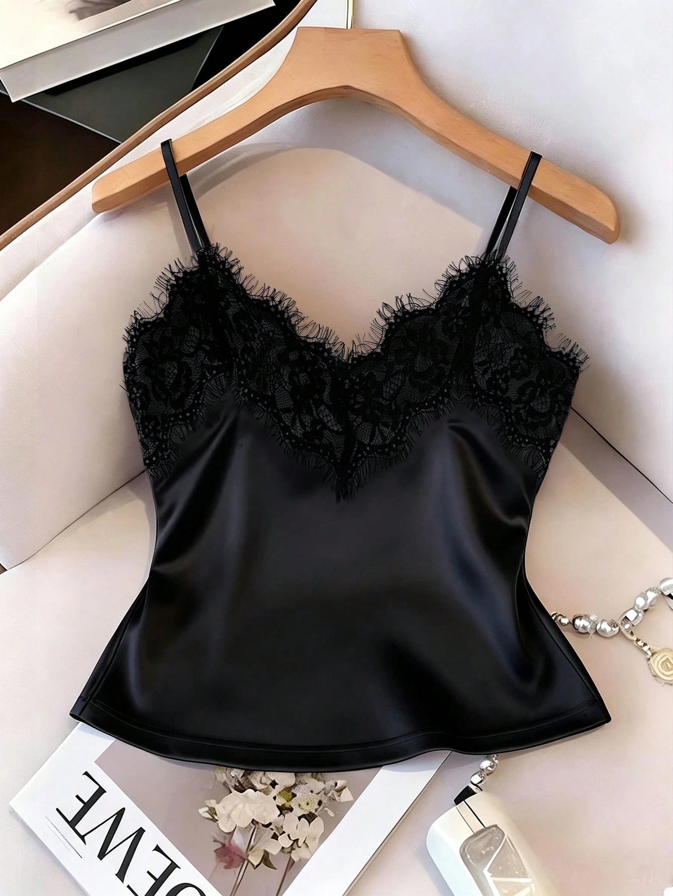 EMERY ROSE Sexy Fitted Lace Patchwork Satin Camisole Top, Summer Beach Vacation Casual Travel Chic Vest For Women