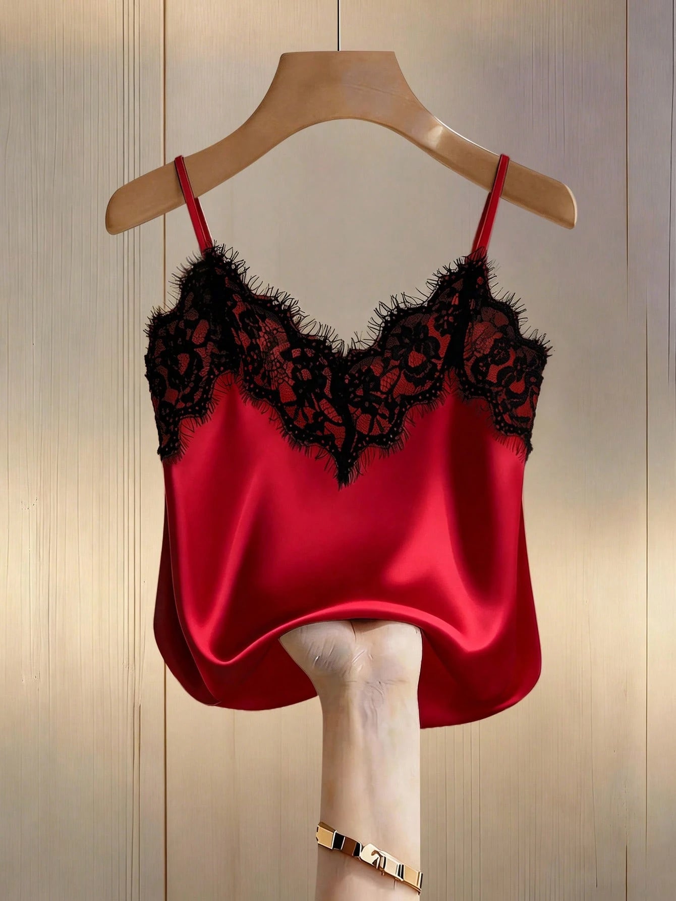EMERY ROSE Sexy Fitted Lace Patchwork Satin Camisole Top, Summer Beach Vacation Casual Travel Chic Vest For Women