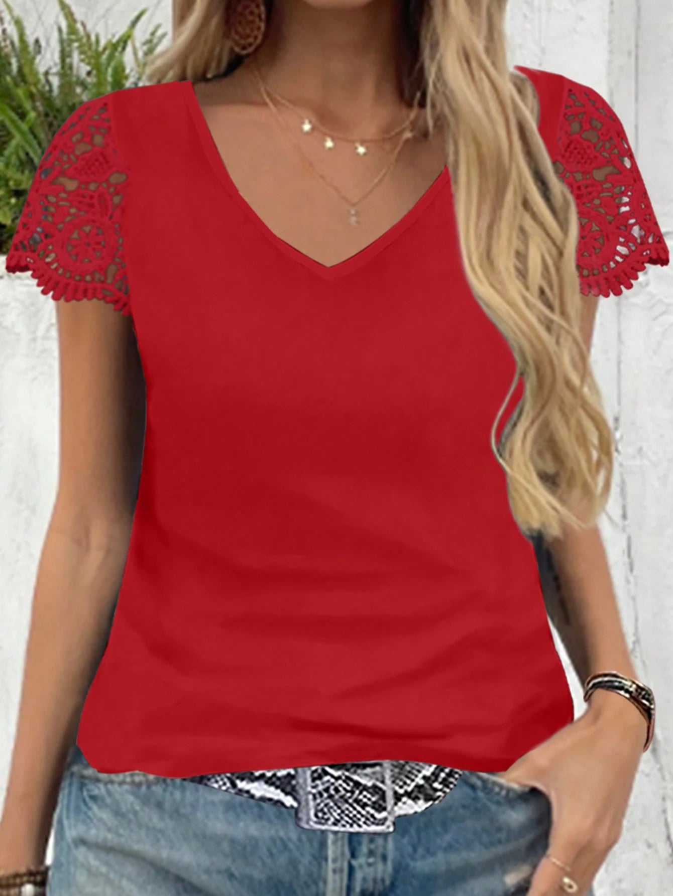 EMERY ROSE Women's Solid V-Neck Short Sleeve Simple Casual Top