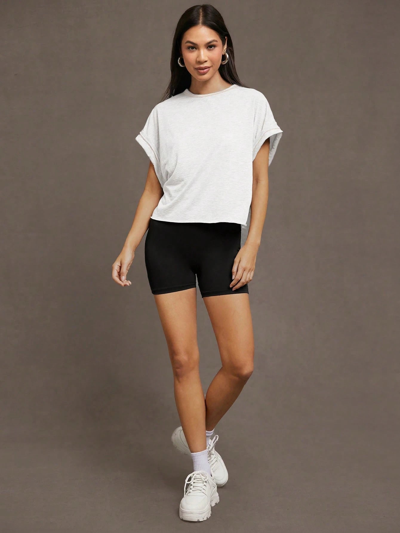Essnce Plus Size Women's White Sommar Casual Gym Backless Short-Sleeved T-Shirt,Loose Daily Open Back Top, Concert Streetwear Y2k Fashion Tops