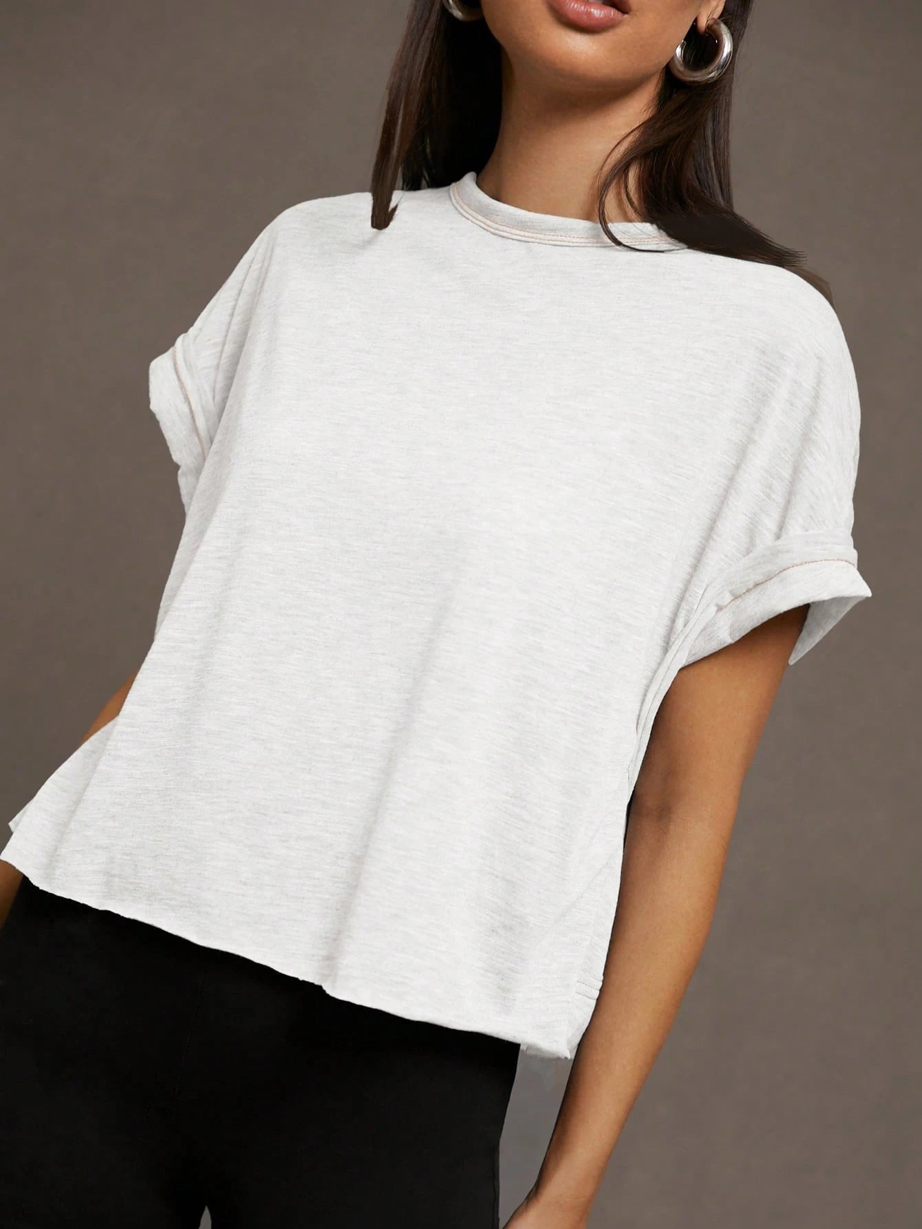 Essnce Plus Size Women's White Sommar Casual Gym Backless Short-Sleeved T-Shirt,Loose Daily Open Back Top, Concert Streetwear Y2k Fashion Tops