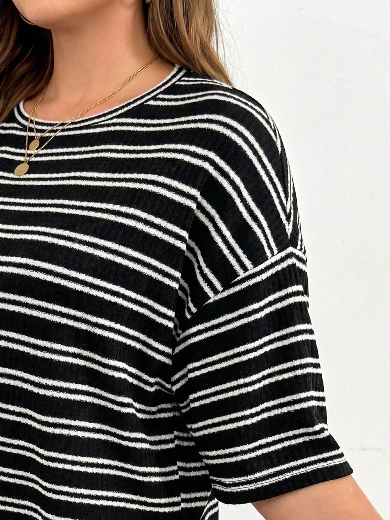 Essnce Plus Size Women Striped Colorblock Casual Versatile Daily Wear T-Shirt