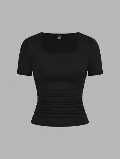 EZwear 4pcs/Set Black, Burgundy, Gray, White Casual Minimalist Solid Color Comfortable Crew Neck Short Sleeve T-Shirts For Women, Suitable For Spring/Summer