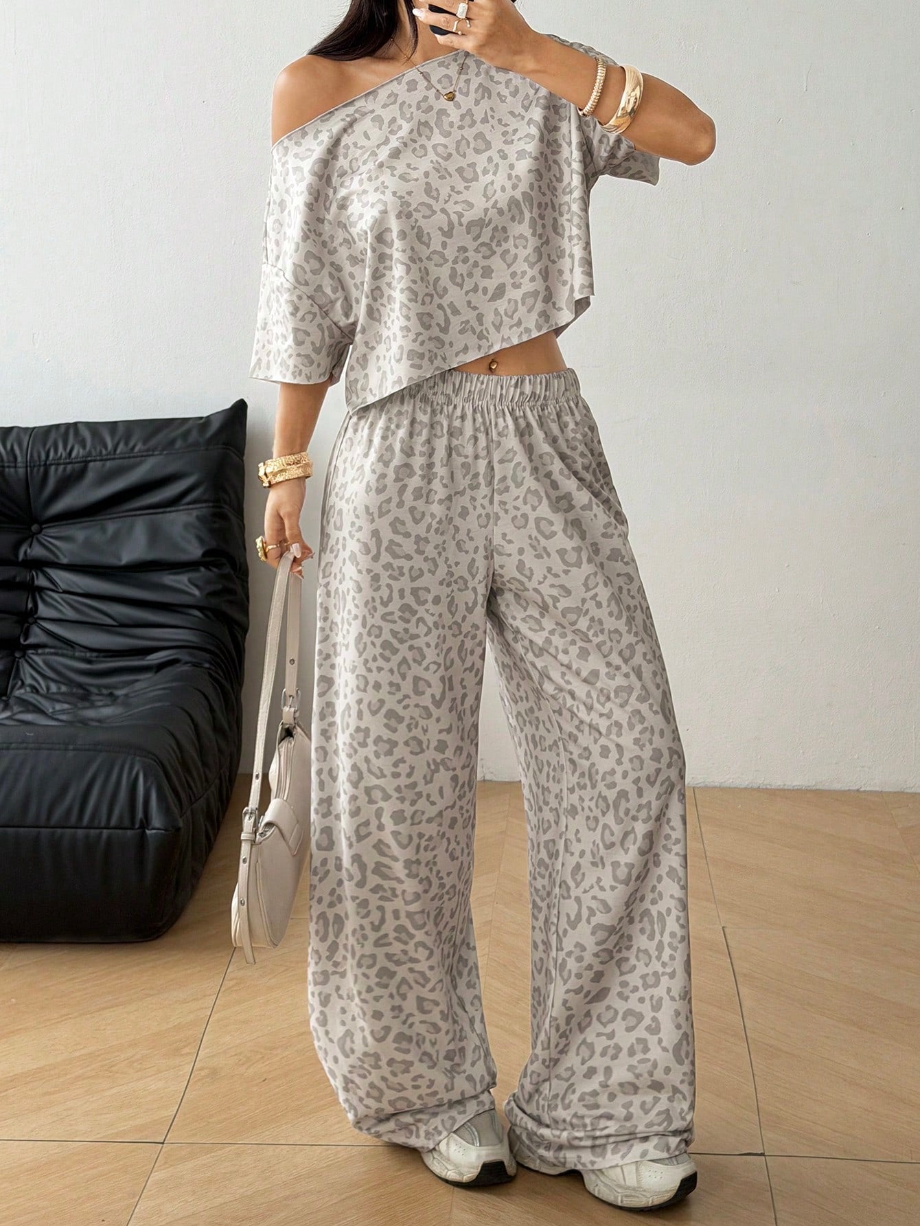 EZwear Women's Leopard Print Asymmetrical Shoulder Top And Casual Streetwear Sweatpants Sports Suit Lounge Grey Leopard Print Summer Outfits For Women