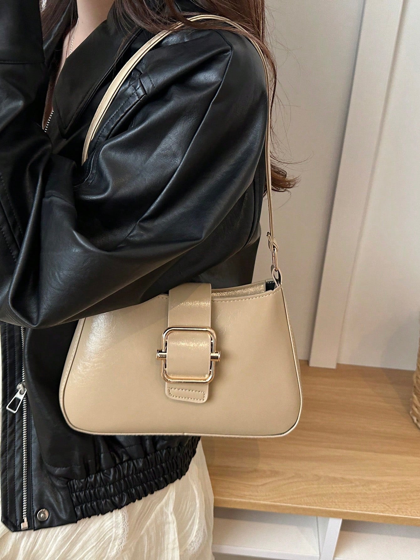 Fashion Solid Color New Hardware Buckle Practical Handbag, Classic Versatile Lacquer Modern Style Women's Shoulder Bag, Suitable For Shopping, Wallet, Shopping, Young Women, College Students, Newcomer