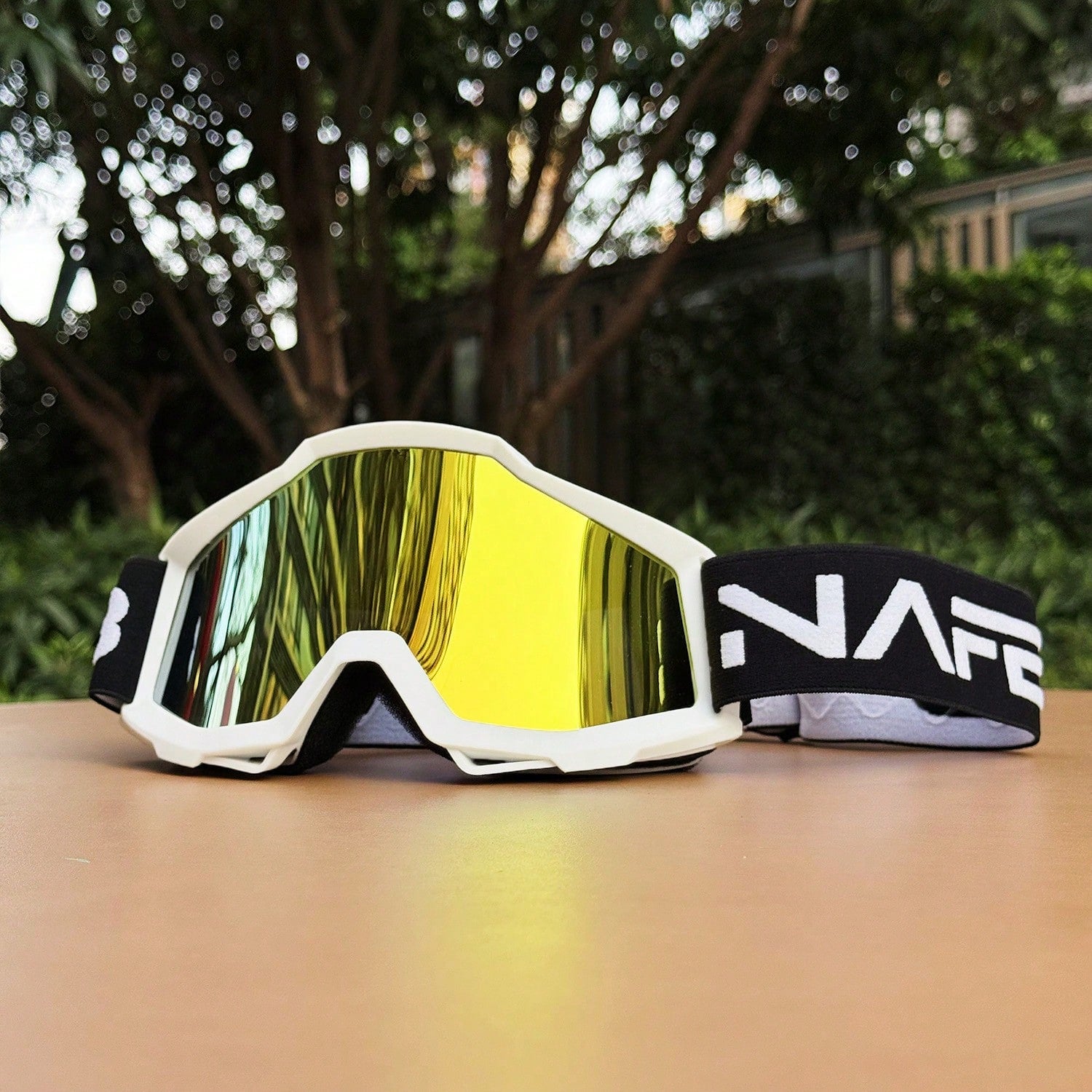 Fashionable And Colorful Motorcycle Goggles, Ski Goggles, Snowmobile Goggles, Outdoor Sports Goggles, Motorcycle Goggles, Riding Goggles, Outdoor Sports Windproof Goggles, Off-Road Riding Goggles, Bic