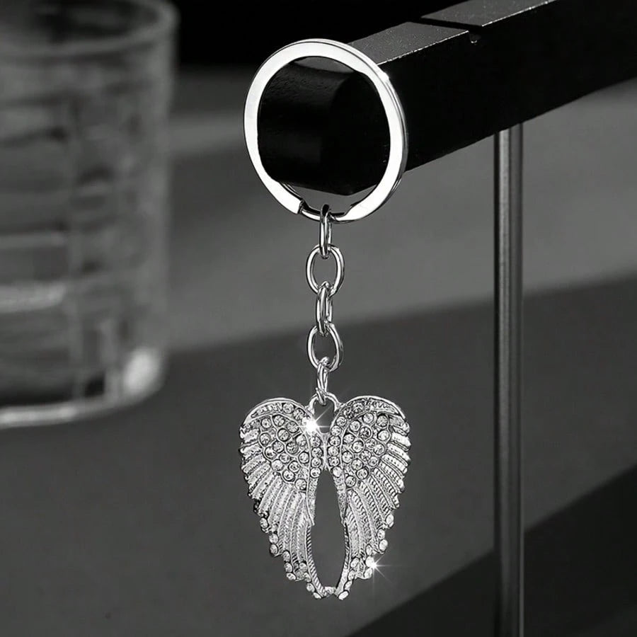 Fashionable Angel Wings Keychain- Shiny Angel Wings Keyring, Enamel Angel Wings Pendant Keychain, Rivet Design, Durable Metal Wings Accessory, Suitable For Both Men And Women, Couple's Daily Gift, Cu