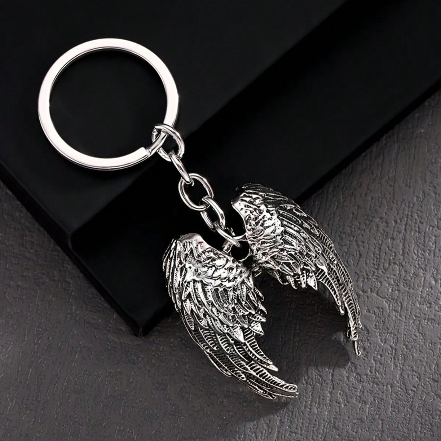 Fashionable Angel Wings Keychain- Shiny Angel Wings Keyring, Enamel Angel Wings Pendant Keychain, Rivet Design, Durable Metal Wings Accessory, Suitable For Both Men And Women, Couple's Daily Gift, Cu