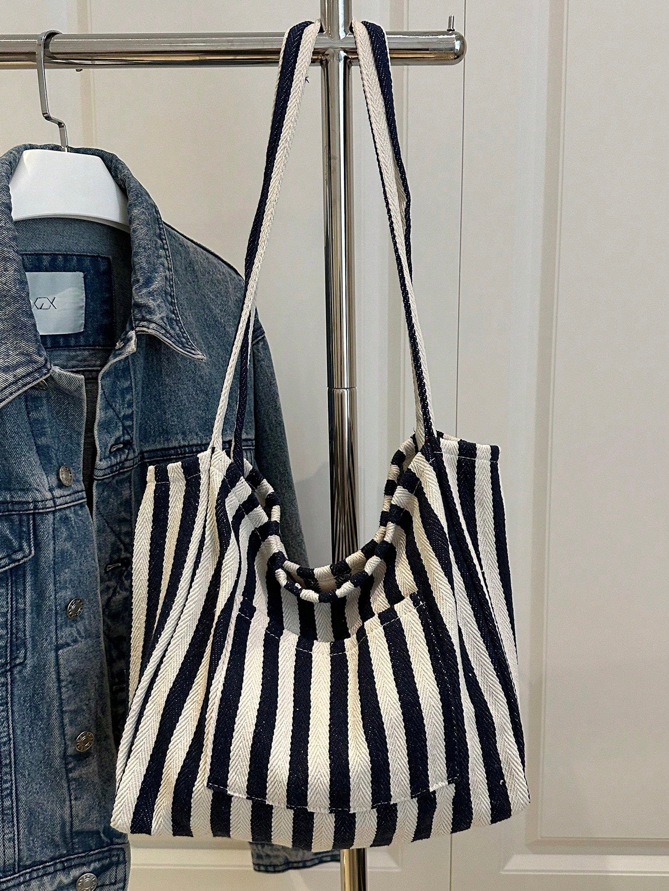 Fashionable Retro Striped Canvas Tote Bag, Large Capacity, Versatile Use, Ideal For Work, School Or Outdoor Activities, Can Be Used As Backpack, Canvas Bag Or Beach Bag