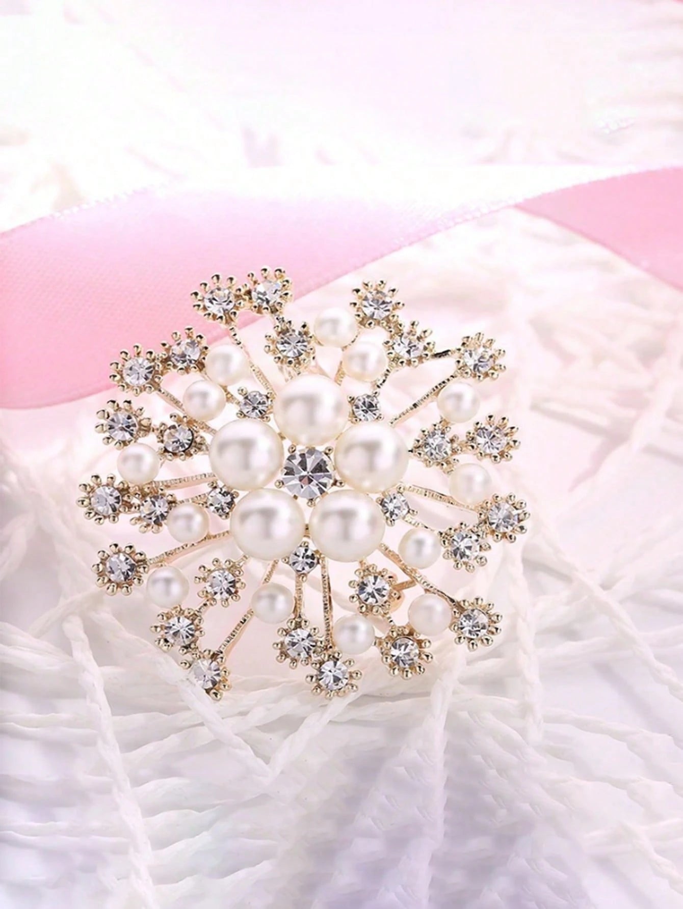 Faux Pearl And Rhinestone Crystal Snowflake Brooch Jewelry Pin
