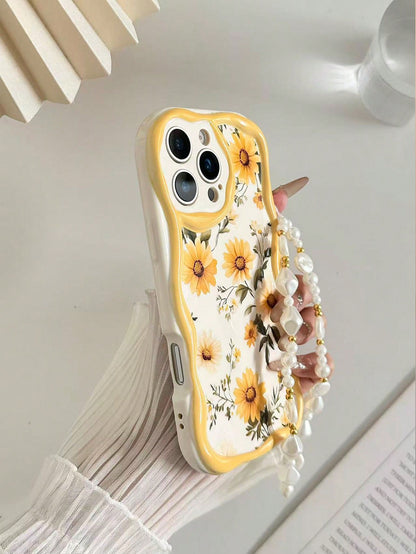 Floral Shockproof Novelty Case Yellow Daisy Painted Cream Textured Wavy Edge Anti-Drop Phone Case With Beaded Bracelet Accessory, Compatible With IPhone 17pro/17Air/17/17promax16/11/16pro/16plus/16pr
