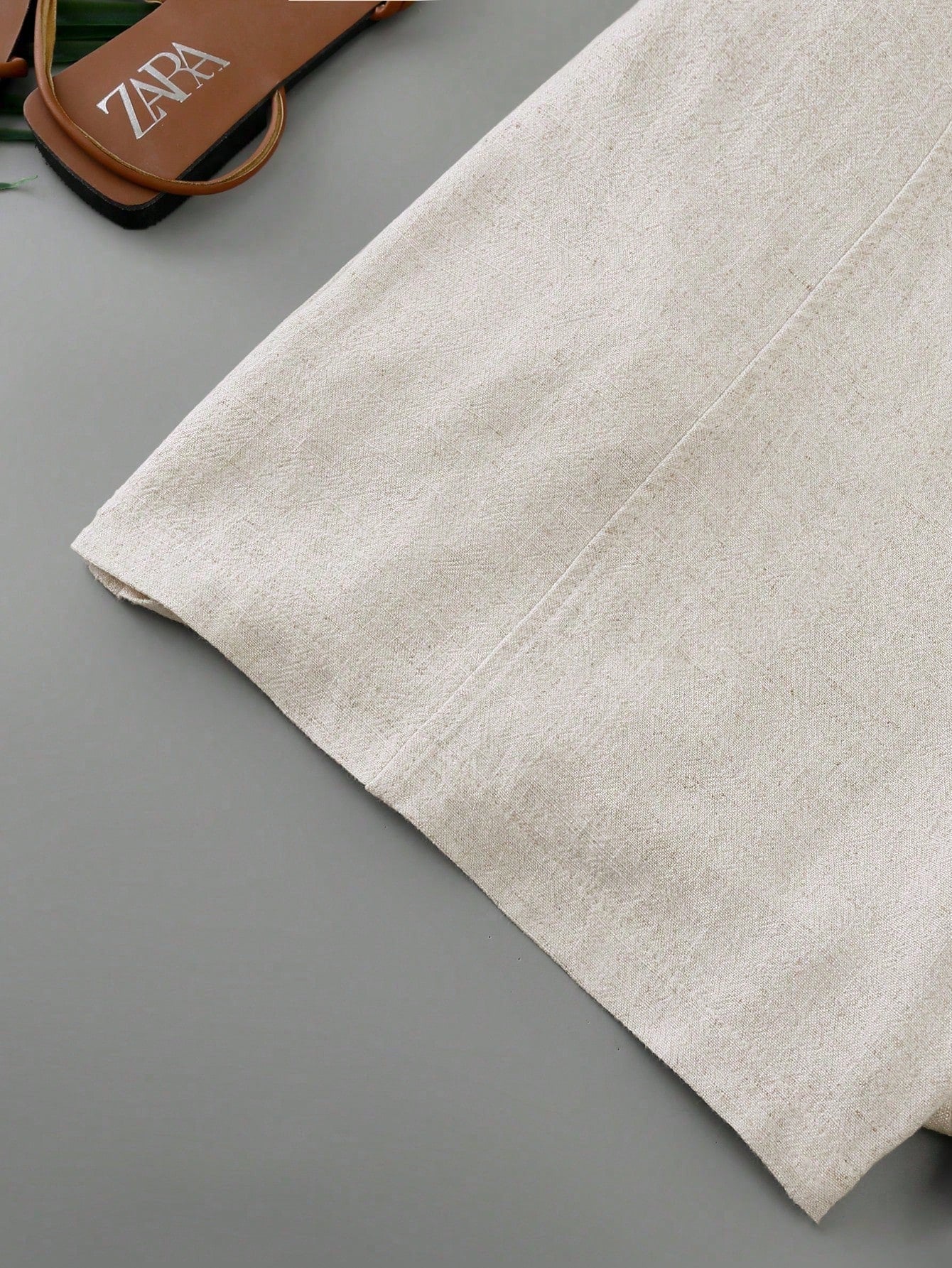 Franclia Summer Casual Solid Color V-Neck Tie Shoulder Top And Shorts Set