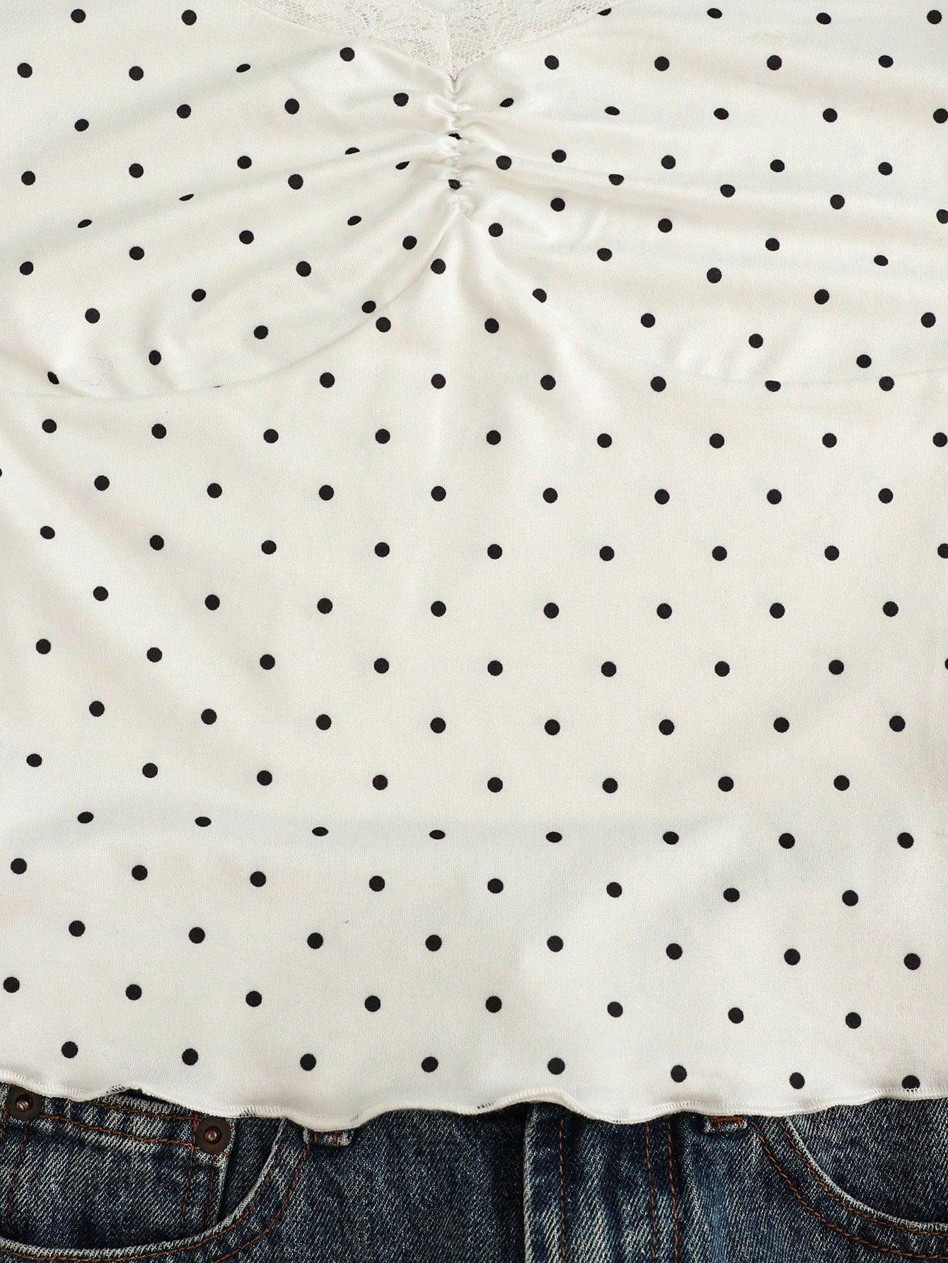 Franclia White Polka Dot Lace V-Neck Short Sleeve T-Shirt Women, Ruched Waist Ruffle Hem Cropped Sweet & Spicy Style Top