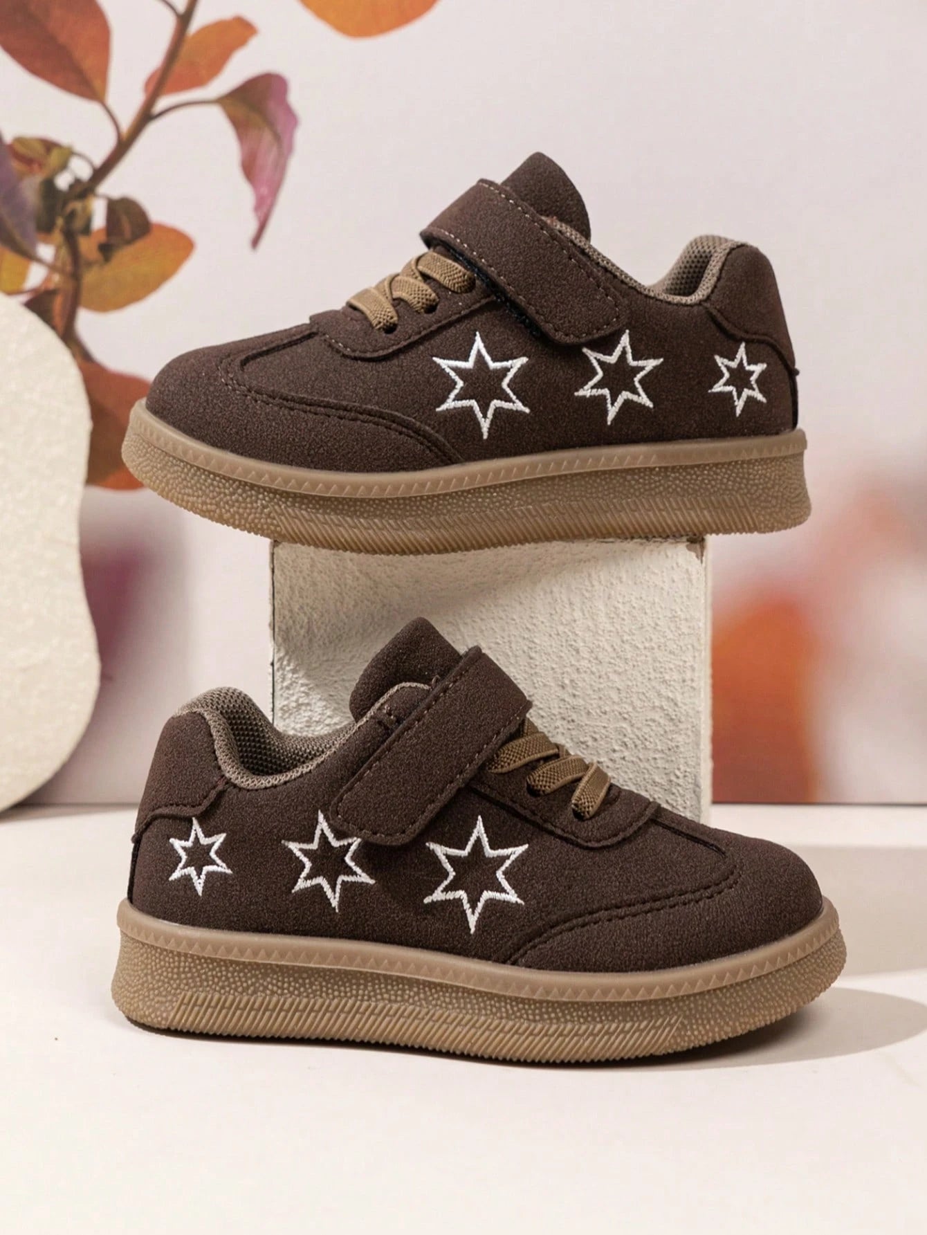 Girls' Star Pattern Sports Shoes, Hook And Loop Closure, Retro Casual Athletic Shoes, Comfortable School Shoes, Toddler Daily Wear