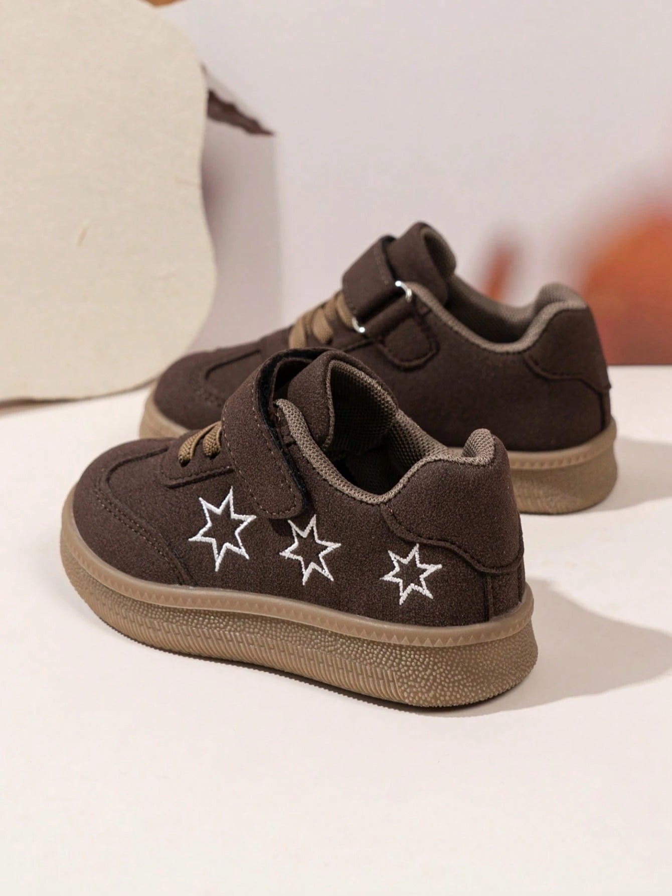 Girls' Star Pattern Sports Shoes, Hook And Loop Closure, Retro Casual Athletic Shoes, Comfortable School Shoes, Toddler Daily Wear