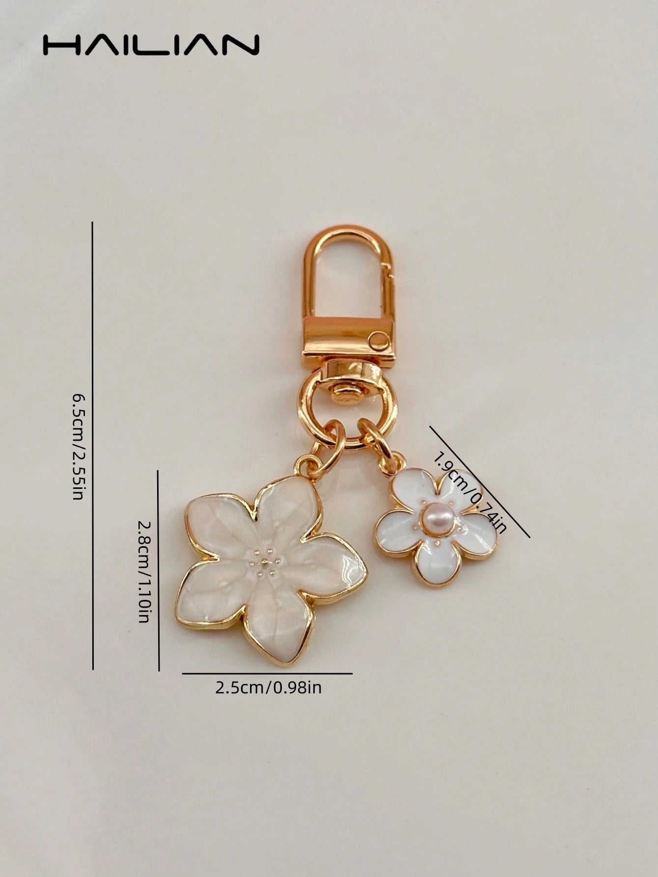 HAILIAN 1pc Sakura Shaped Keychain, Lightweight And Graceful Sakura Design With Rectangular Tag, Suitable For Bag Pendant, Car Key Chain, Couples, Birthday, Holiday Gifts Bag Charm Accessories Charms