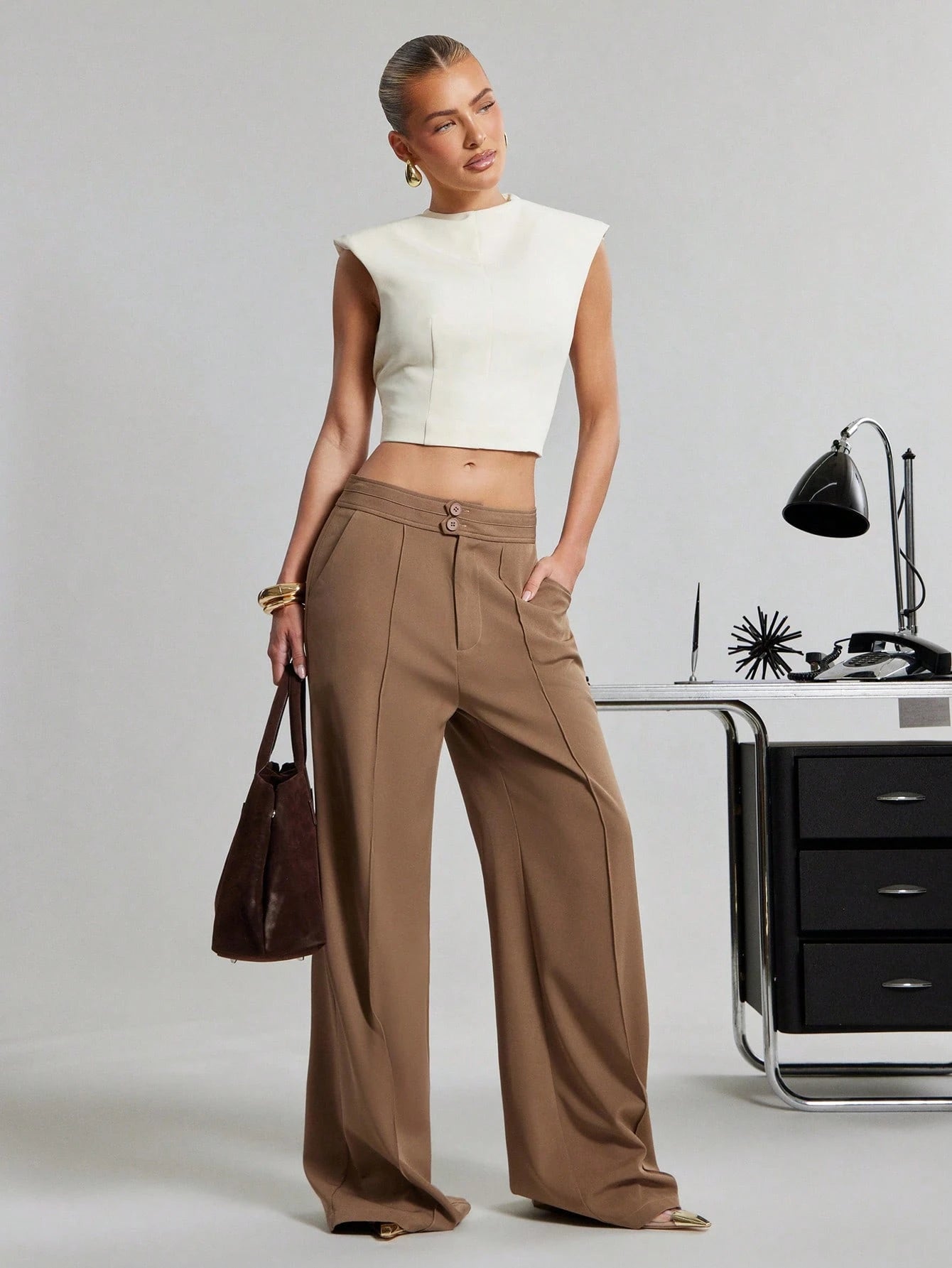 Hauture Women's Off-White Summer Elegant Party Night Stand Collar Backless Sleeveless Top,Gold Metal Closure Old Money Business Office Chic Desk To Dinner