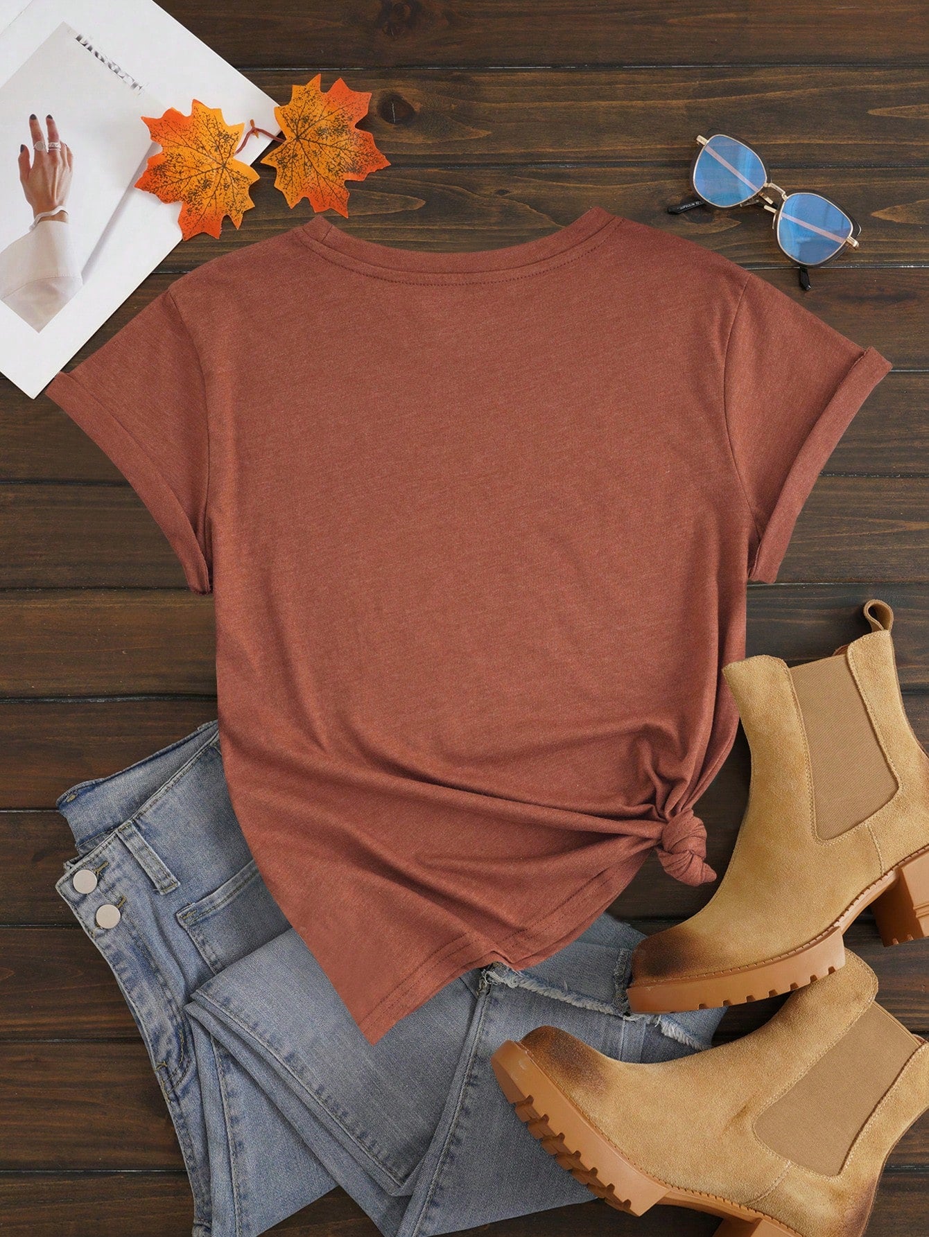 INAWLY Figure Graphic Tee Graphic Tees Women Tops