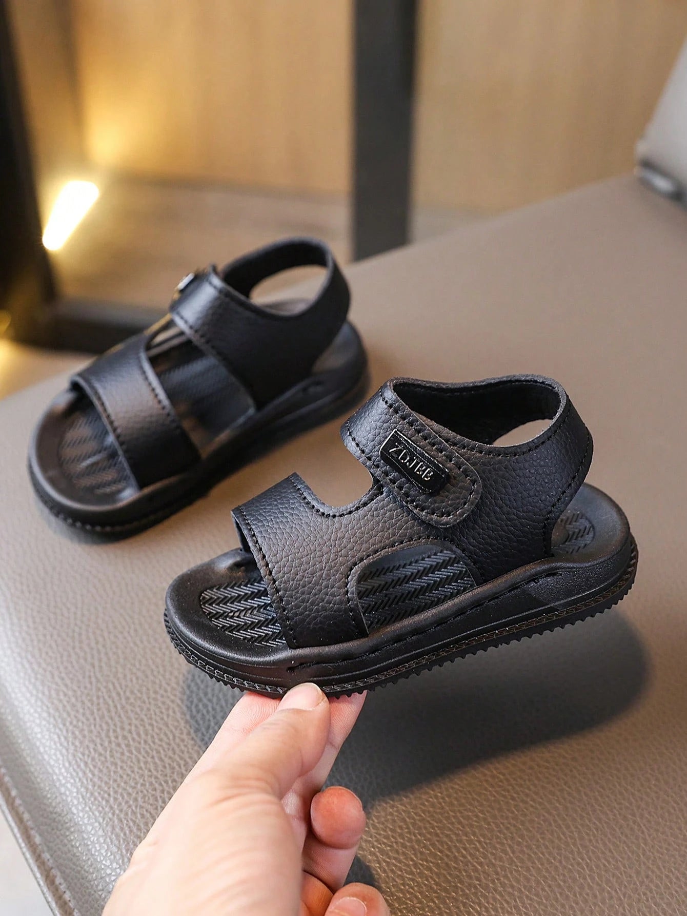 Infant Sandals, Unisex Fashion Versatile Non-Slip Durable Rubber Soft Sole Hook And Loop Toddler Sandals