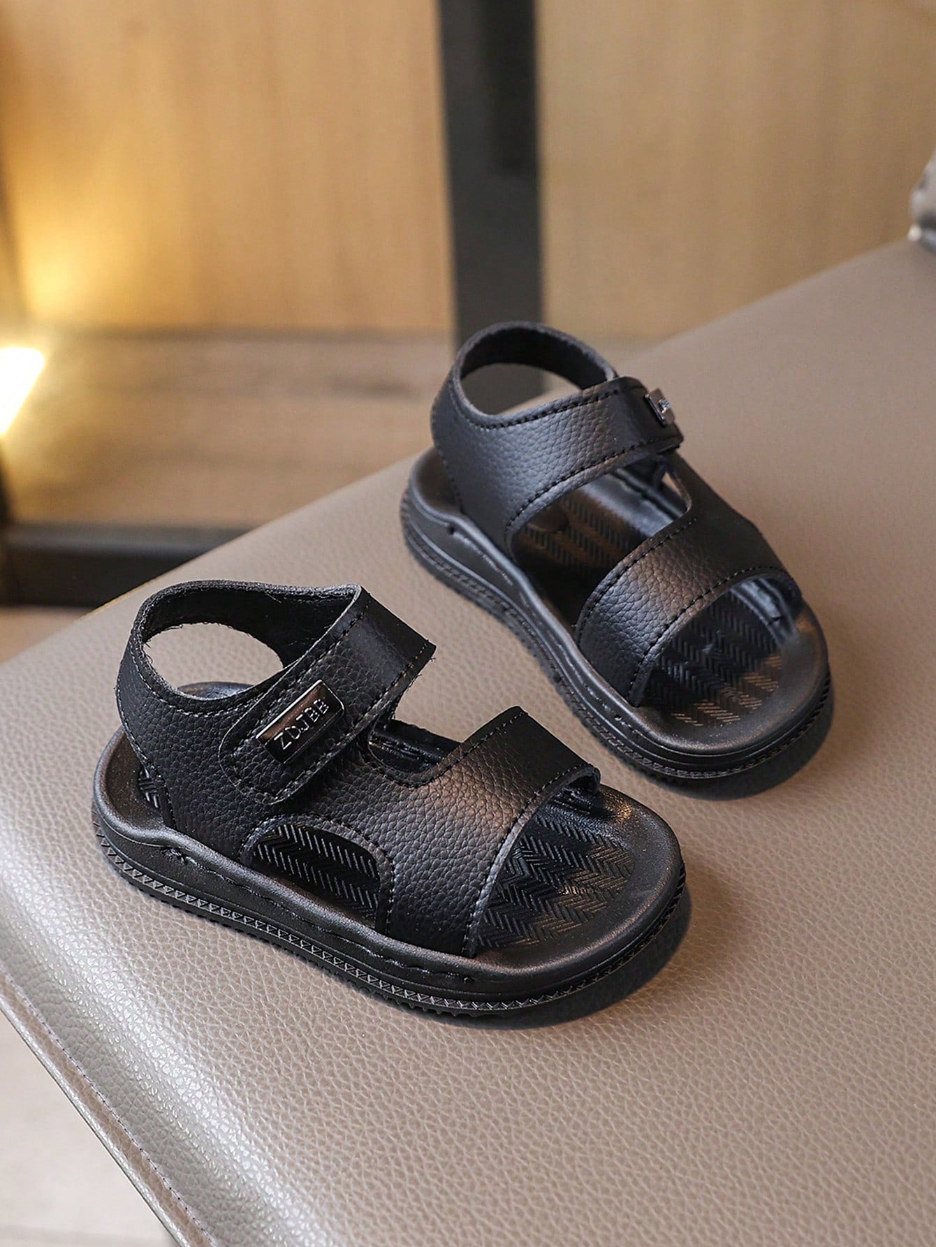 Infant Sandals, Unisex Fashion Versatile Non-Slip Durable Rubber Soft Sole Hook And Loop Toddler Sandals