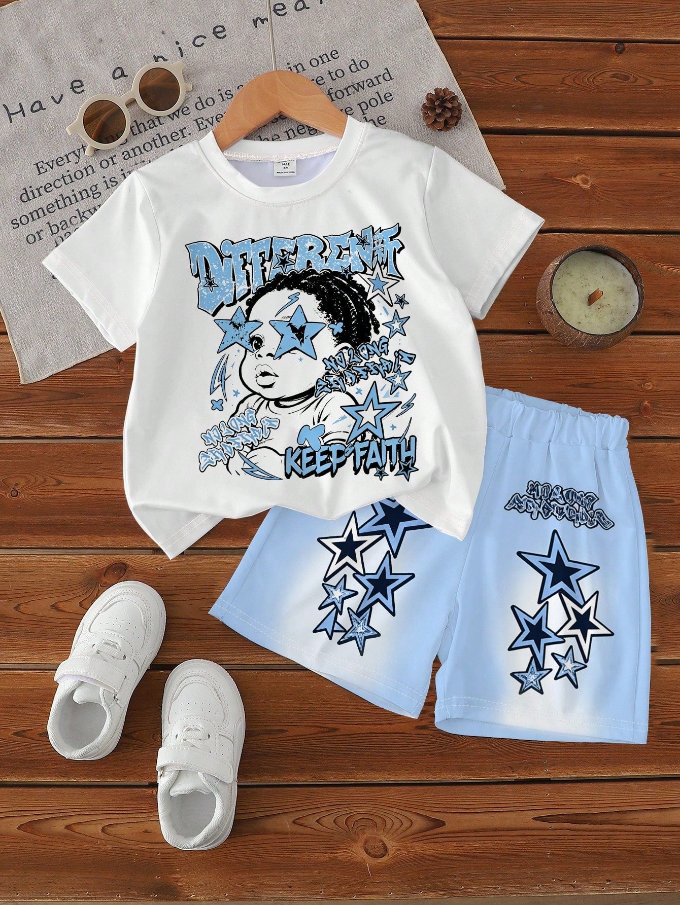 Infant & Toddler Boy Summer Short Sleeve & Shorts Set, American Street Style Star Graffiti Design, Casual Versatile 2-Piece Set, Suitable For Daily Wear, Outings, Kindergarten, Creating A Street Style