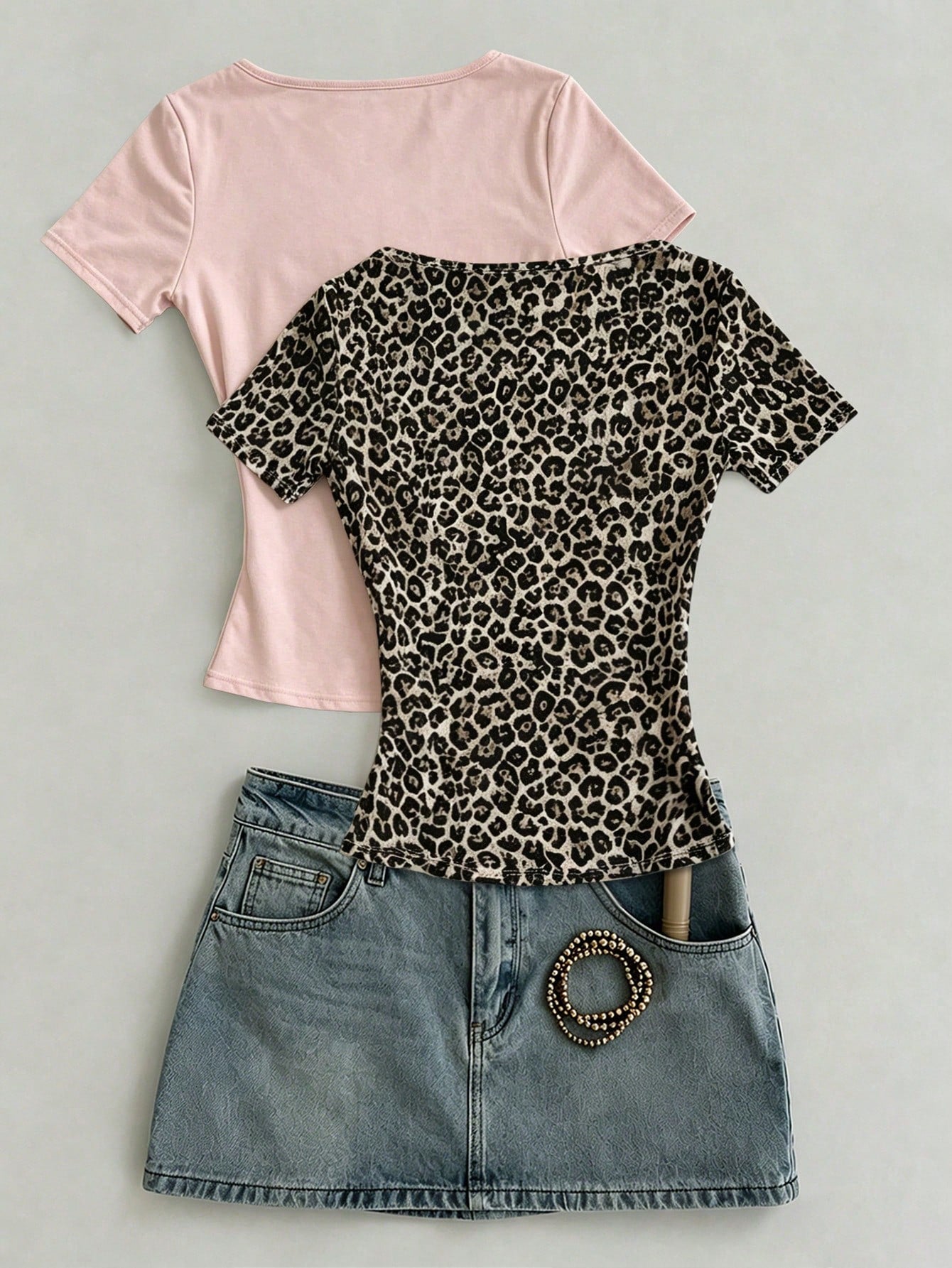 IslaSuriya Two Pieces Pink Square Neck Leopard Print Slim T-Shirt, Fashionable Square Neck Slim Short-Sleeve T-Shirt, T-Shirt, Fashionable T-Shirt, Ideal Gift For Siblings, Perfect Gift For Sisters, M