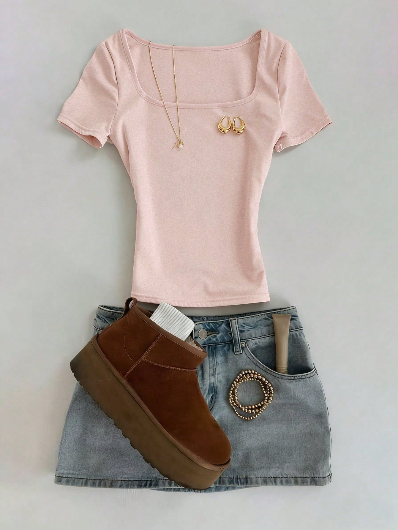 IslaSuriya Two Pieces Pink Square Neck Leopard Print Slim T-Shirt, Fashionable Square Neck Slim Short-Sleeve T-Shirt, T-Shirt, Fashionable T-Shirt, Ideal Gift For Siblings, Perfect Gift For Sisters, M