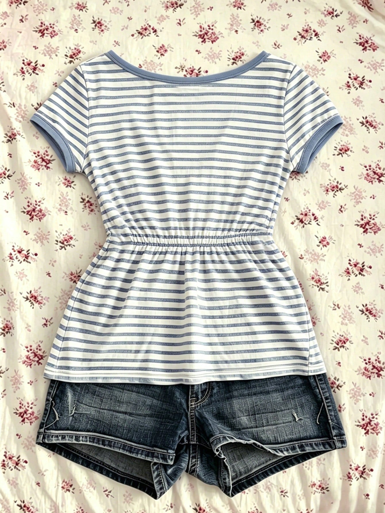 IslaSuriya Women's Summer Fashion Casual Retro Y2K Babydoll Striped V-Neck Peplum Short Sleeve T-Shirt