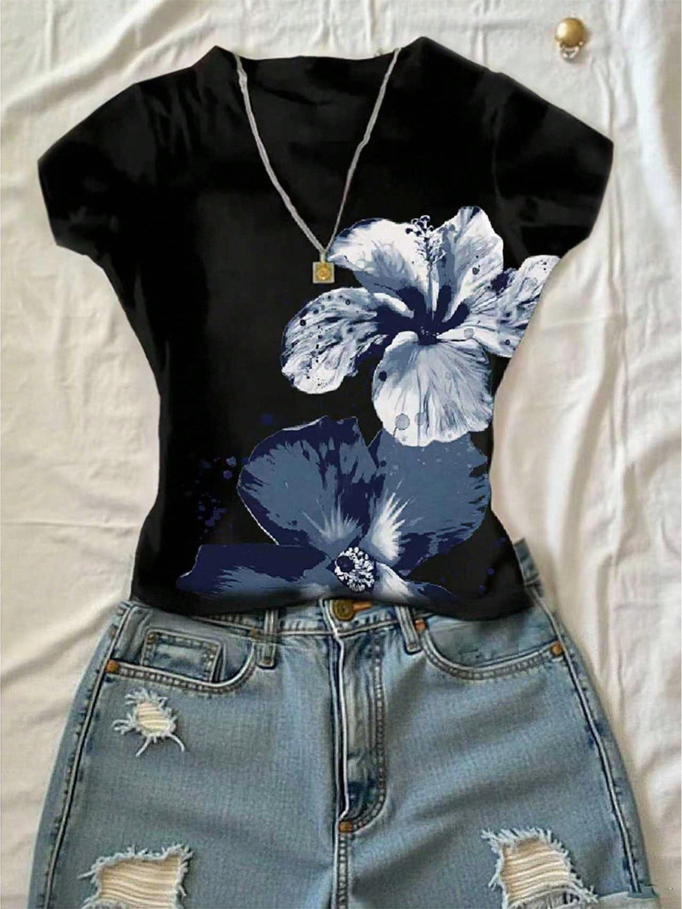 IslaSuriya Women's Vintage Street Style Tie-Dye Leopard Letter Print Cropped Fitted T-Shirt, Midriff-Baring Sexy Casual Short Sleeve Top