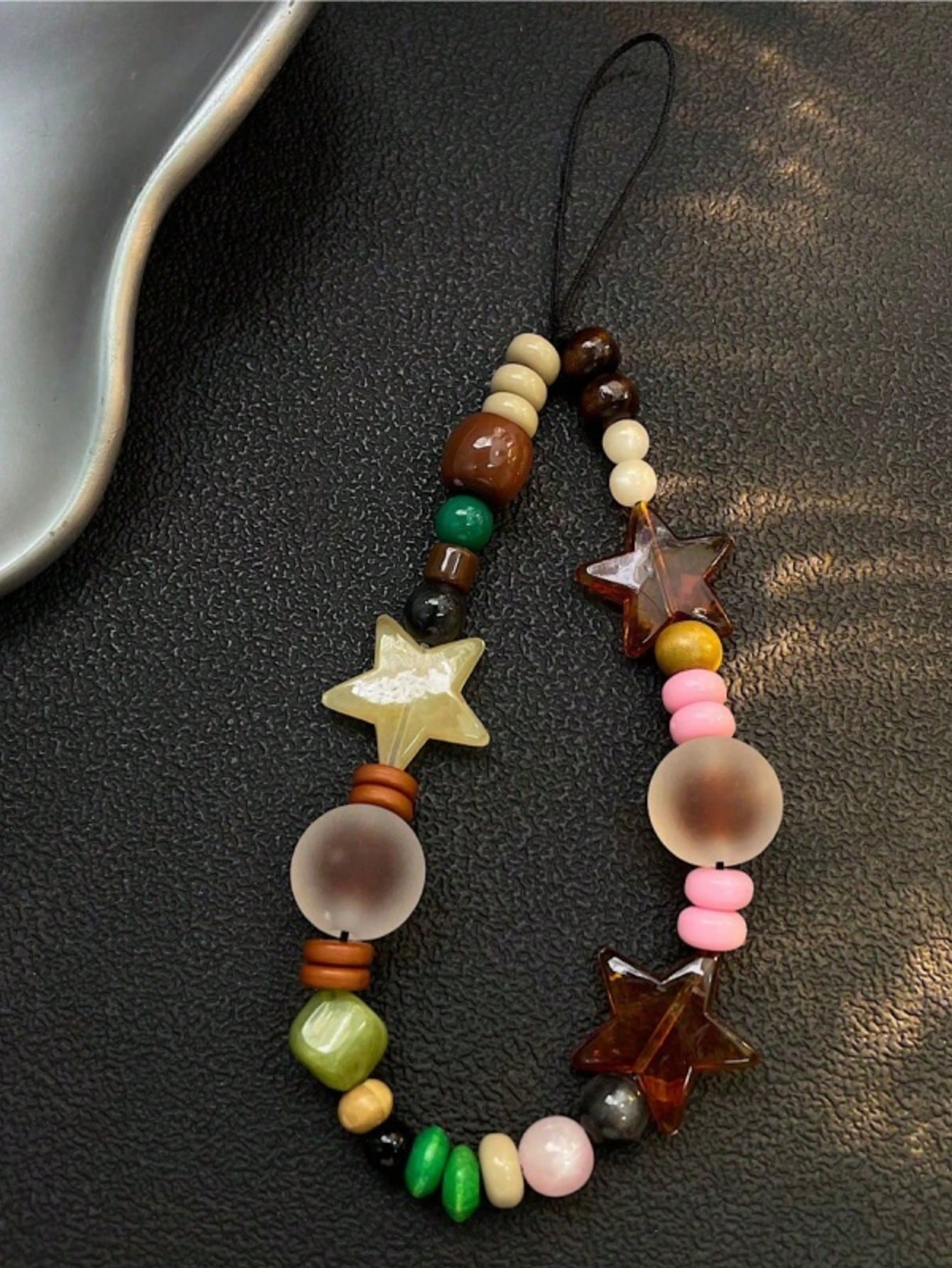 Leopard Print Amber Phone Lanyard, New Stylish Short Phone Strap, Creative CCD Camera Pendant, Personalized Hanging Chain, High-End
