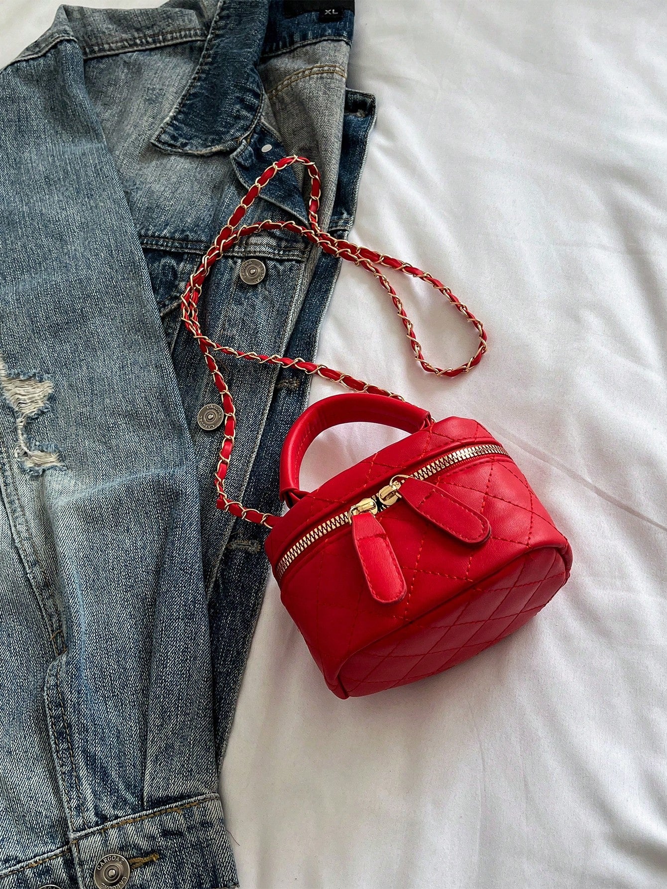 Lightweight Mini Bag, Chain Bag, Quilted Bag, Handbag, Bucket Bag, Suitable For Girls, College Students And Office Ladies, Great For Office, University, Work, Commuting, Outdoor Activities, Travel And