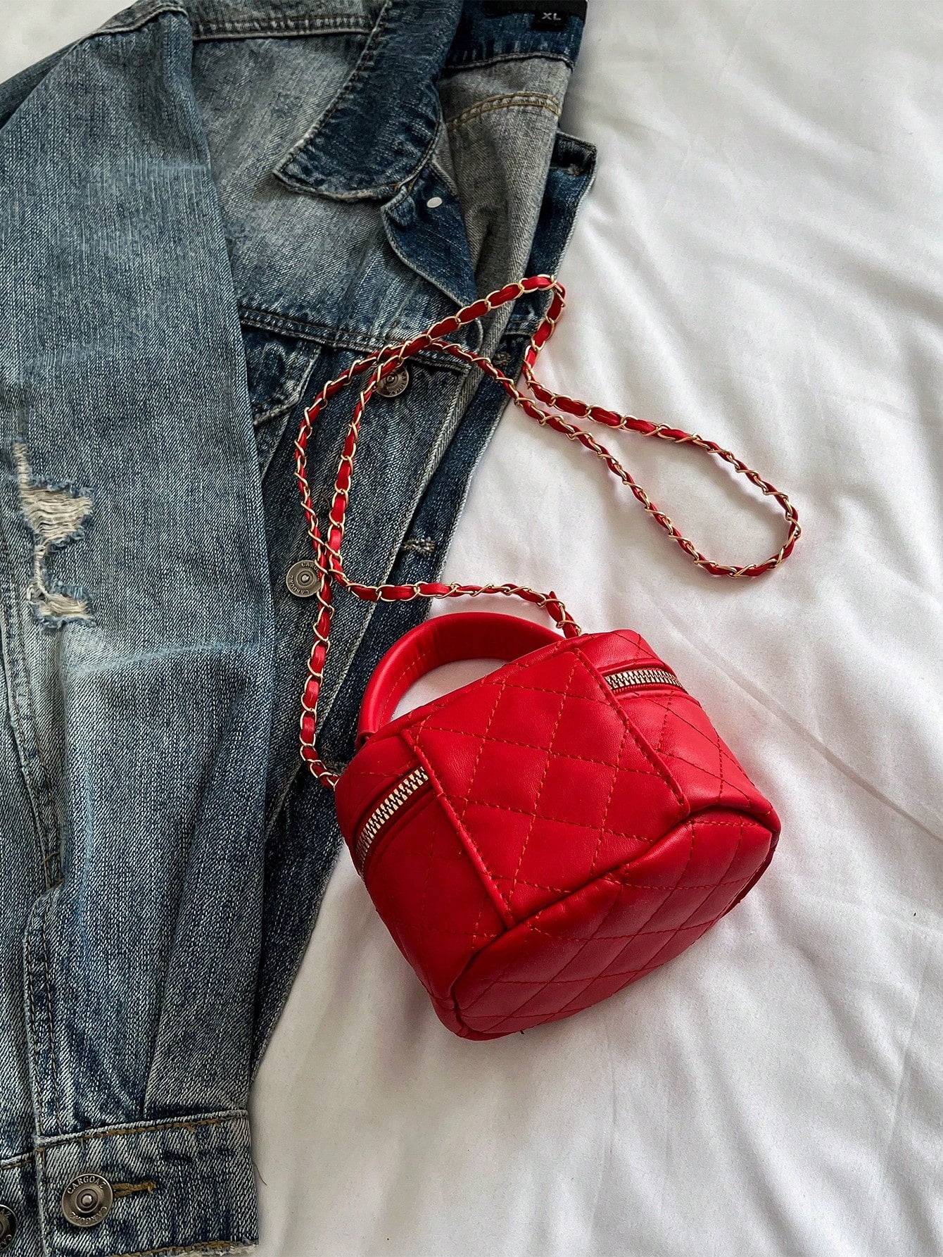 Lightweight Mini Bag, Chain Bag, Quilted Bag, Handbag, Bucket Bag, Suitable For Girls, College Students And Office Ladies, Great For Office, University, Work, Commuting, Outdoor Activities, Travel And