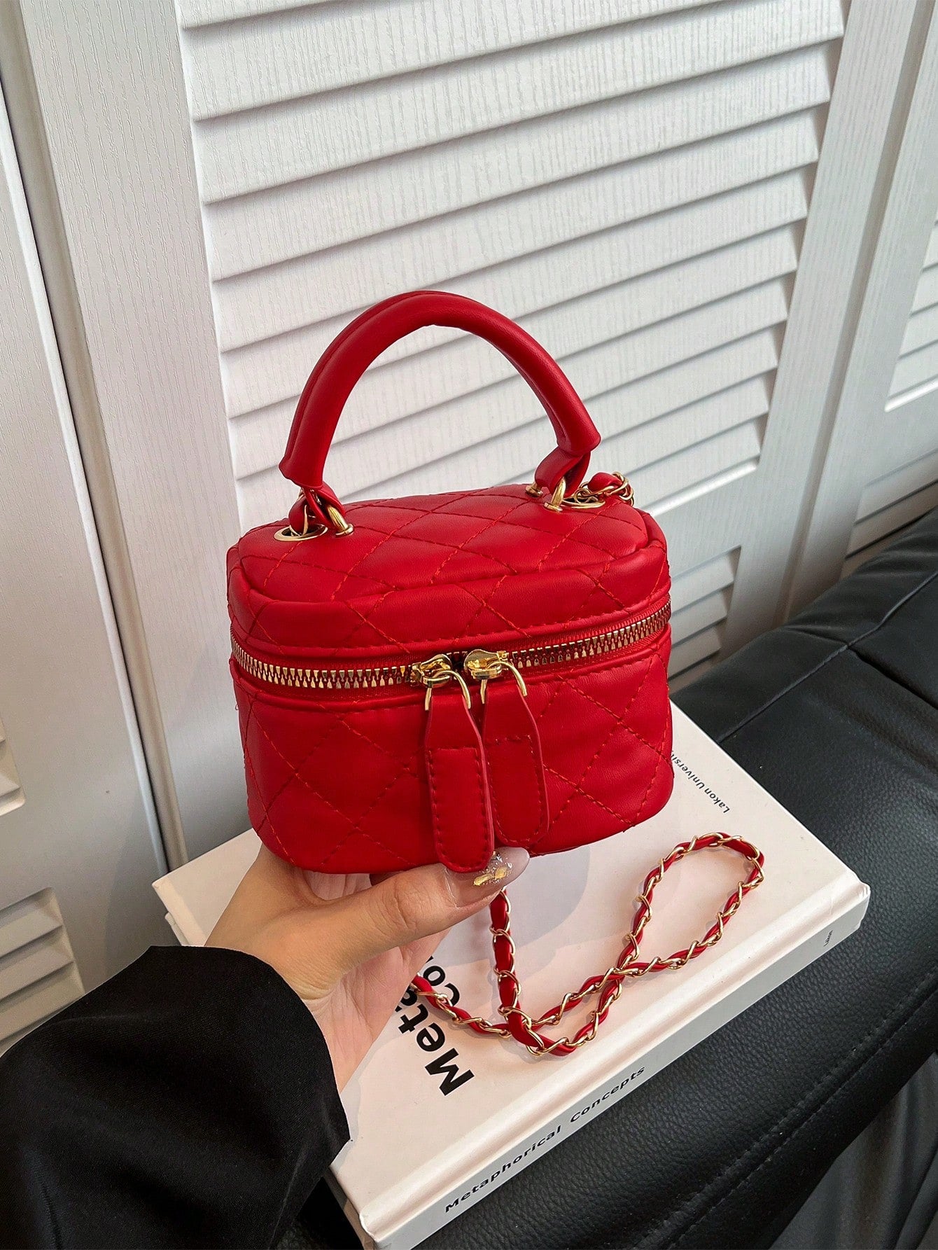 Lightweight Mini Bag, Chain Bag, Quilted Bag, Handbag, Bucket Bag, Suitable For Girls, College Students And Office Ladies, Great For Office, University, Work, Commuting, Outdoor Activities, Travel And