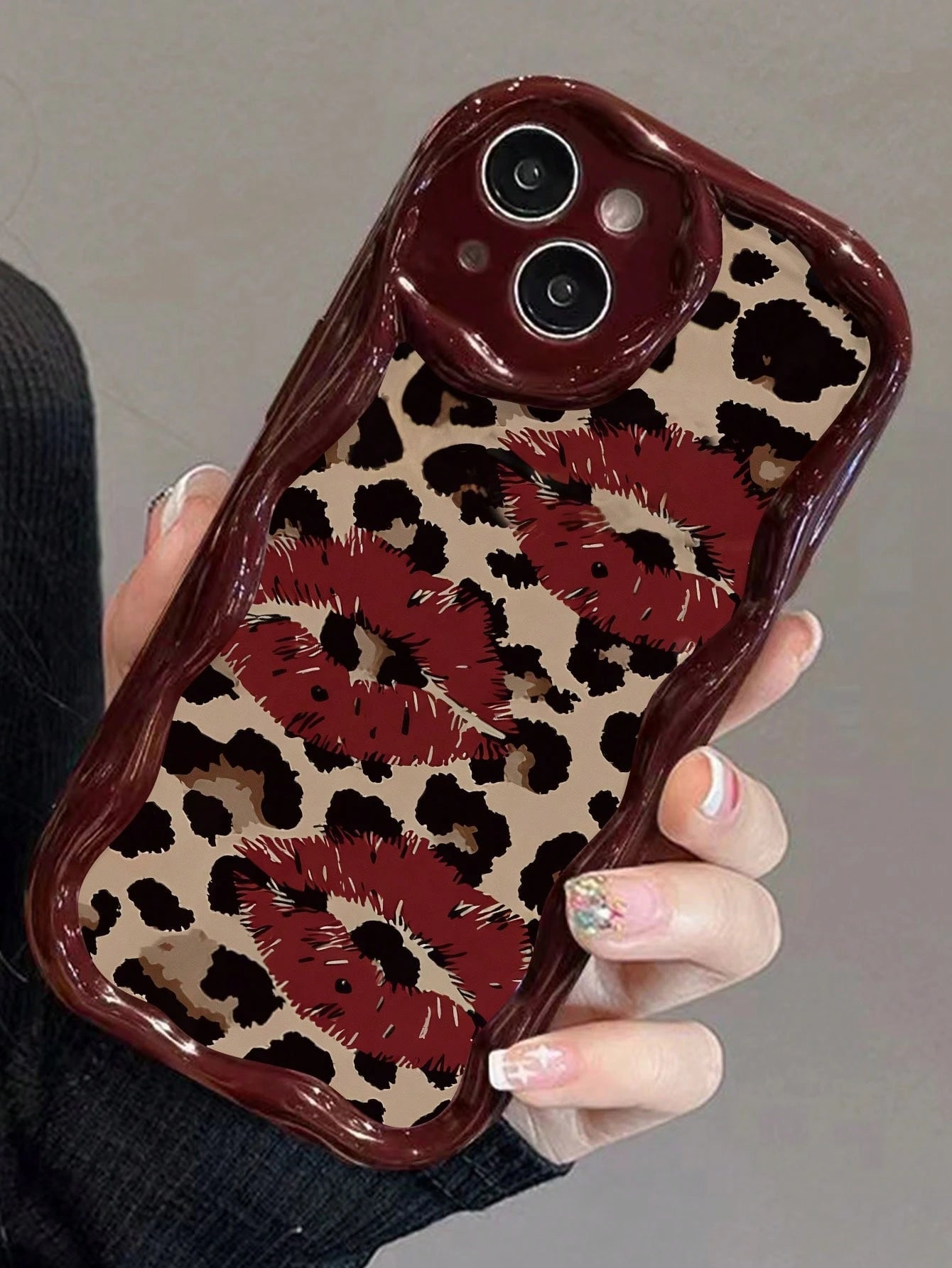 Lip Art Flat Print Burgundy Cream Texture Soft Shell Phone Case Compatible With IP17/IP17PROMAX/IPhone16/IPhone16Pro/IPhone16ProMax/IPhone15/XR/7P8P/P12ProMax/P13ProMax/P14ProMax/P13/P14/P11/P12/P14/X