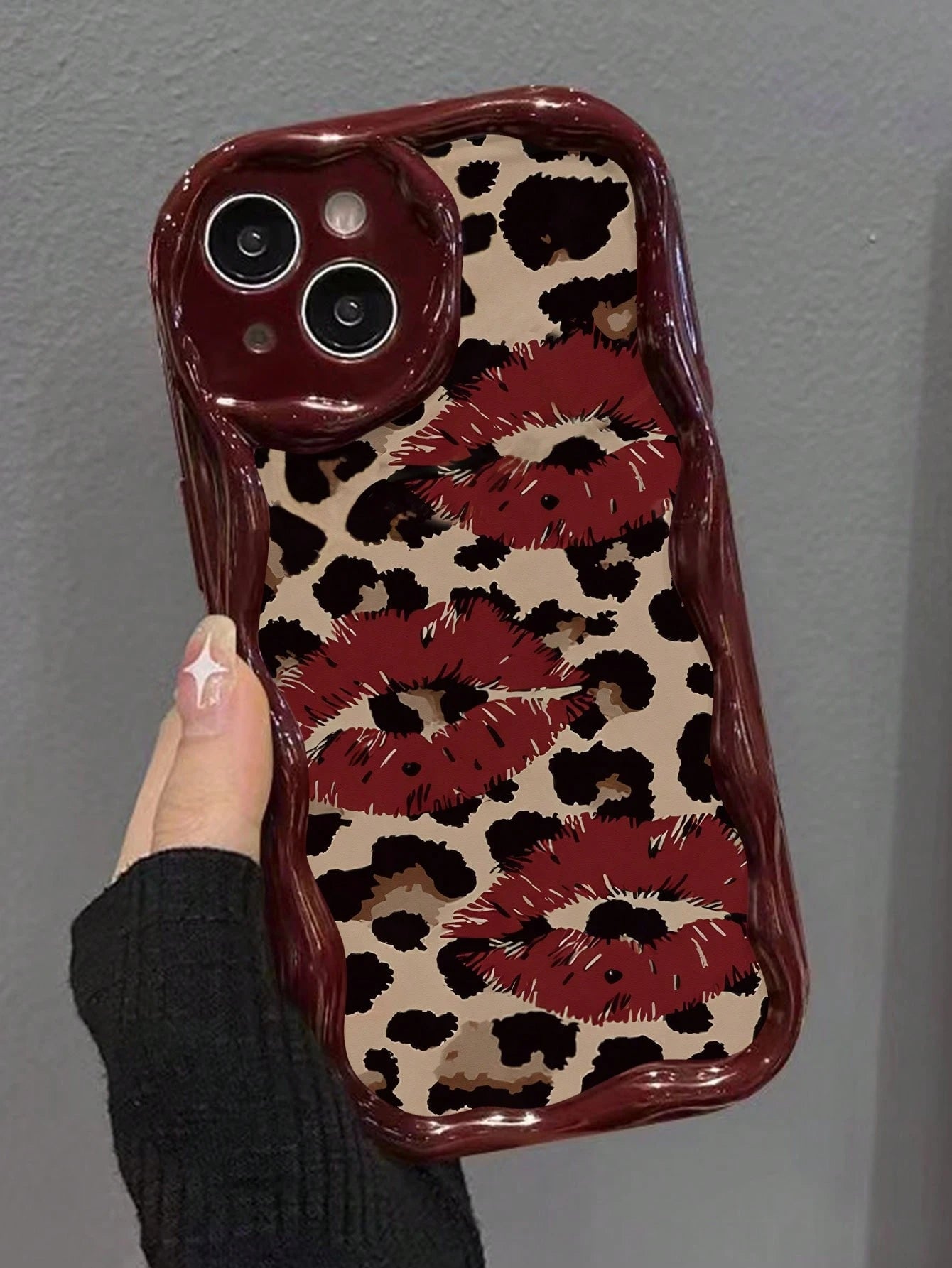 Lip Art Flat Print Burgundy Cream Texture Soft Shell Phone Case Compatible With IP17/IP17PROMAX/IPhone16/IPhone16Pro/IPhone16ProMax/IPhone15/XR/7P8P/P12ProMax/P13ProMax/P14ProMax/P13/P14/P11/P12/P14/X