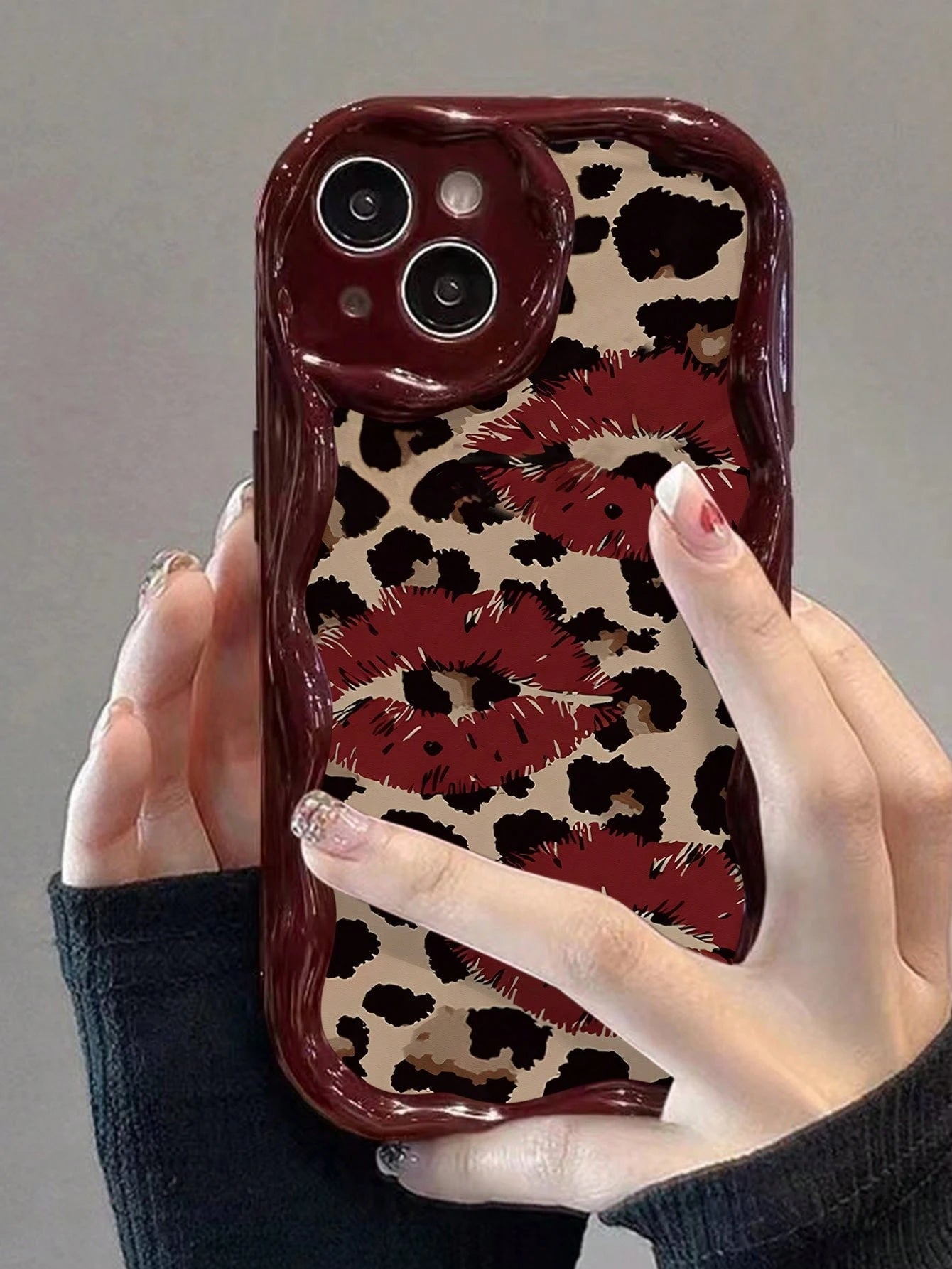 Lip Art Flat Print Burgundy Cream Texture Soft Shell Phone Case Compatible With IP17/IP17PROMAX/IPhone16/IPhone16Pro/IPhone16ProMax/IPhone15/XR/7P8P/P12ProMax/P13ProMax/P14ProMax/P13/P14/P11/P12/P14/X
