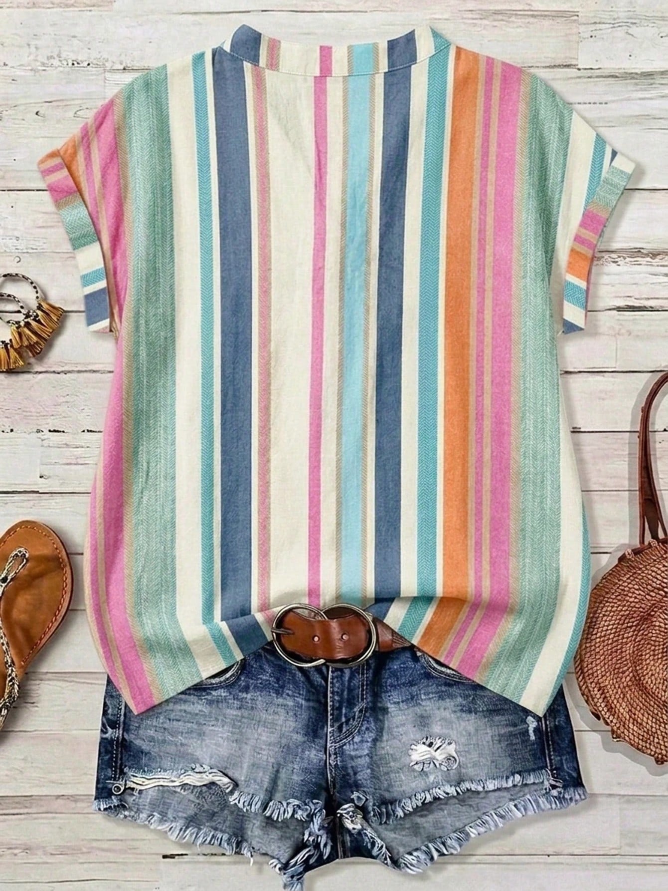 LUNE Casual Minimalist Style Colorful Asymmetrical Striped Vacation Style Women's Shirt Suitable For Spring And Summer Versatile Daily