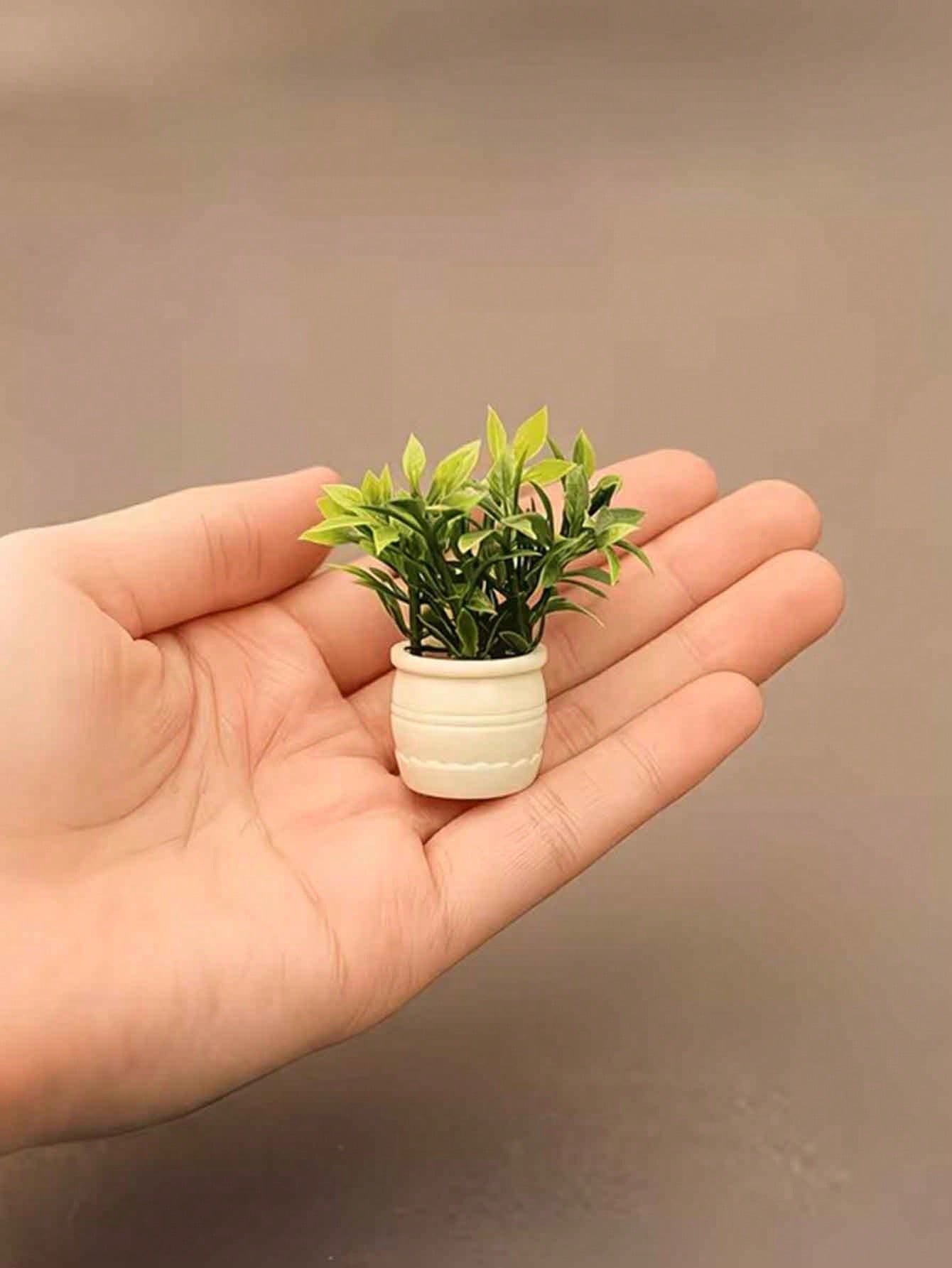 Mini Artificial Green Plant Car Dashboard Ornament, Small Potted Plant Car Interior Decor, Fresh Healing Fake Plant Minimalist Car Decoration