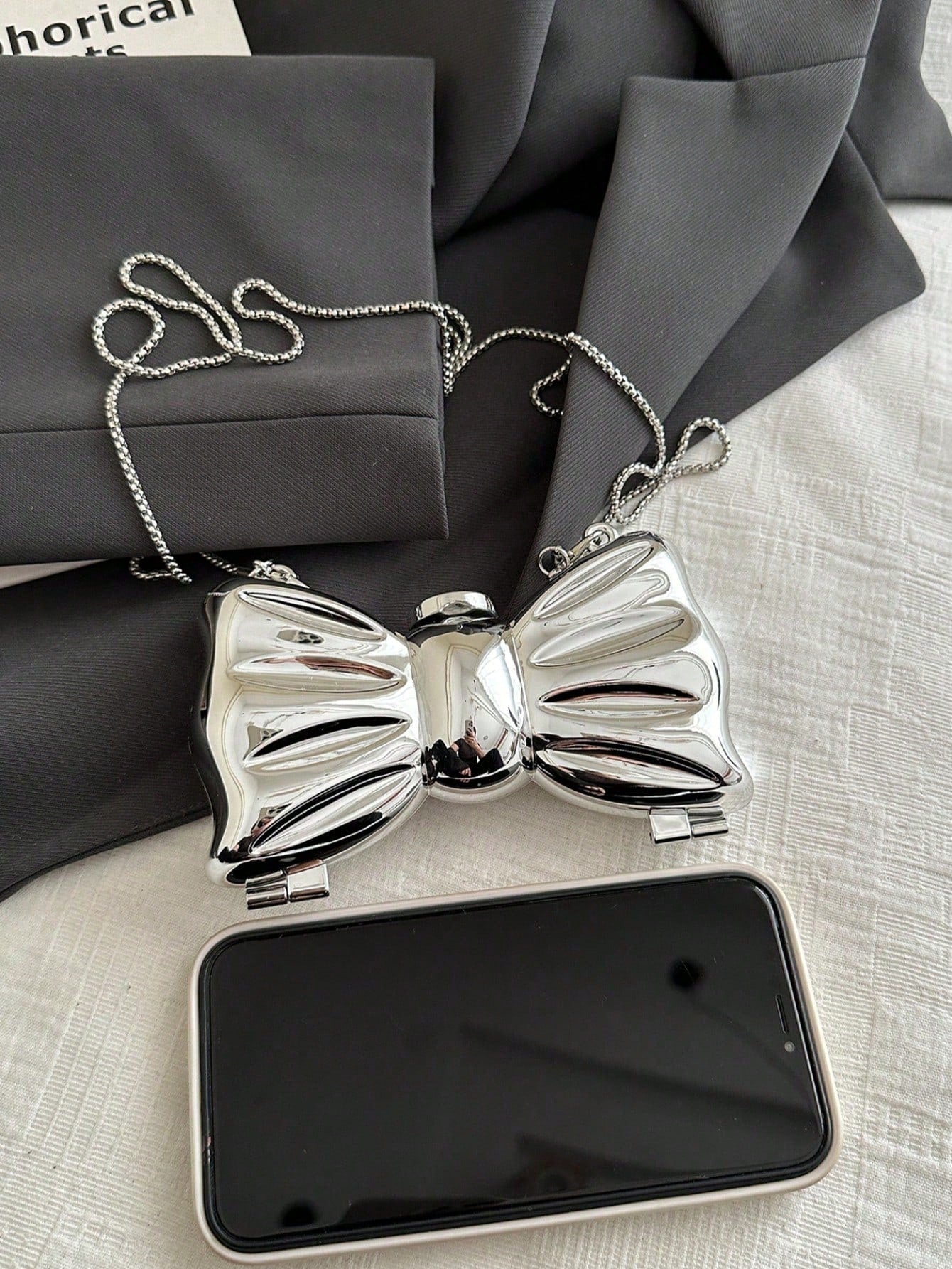 Mini Bowknot Mini Evening Bag, Small Personalized Fashion Chain Lipstick Bag For Women, Suitable For Valentine's Day, Party, Date, Decorative Shoulder Crossbody Bag, Coin Purse, Silver, Gold Earphone