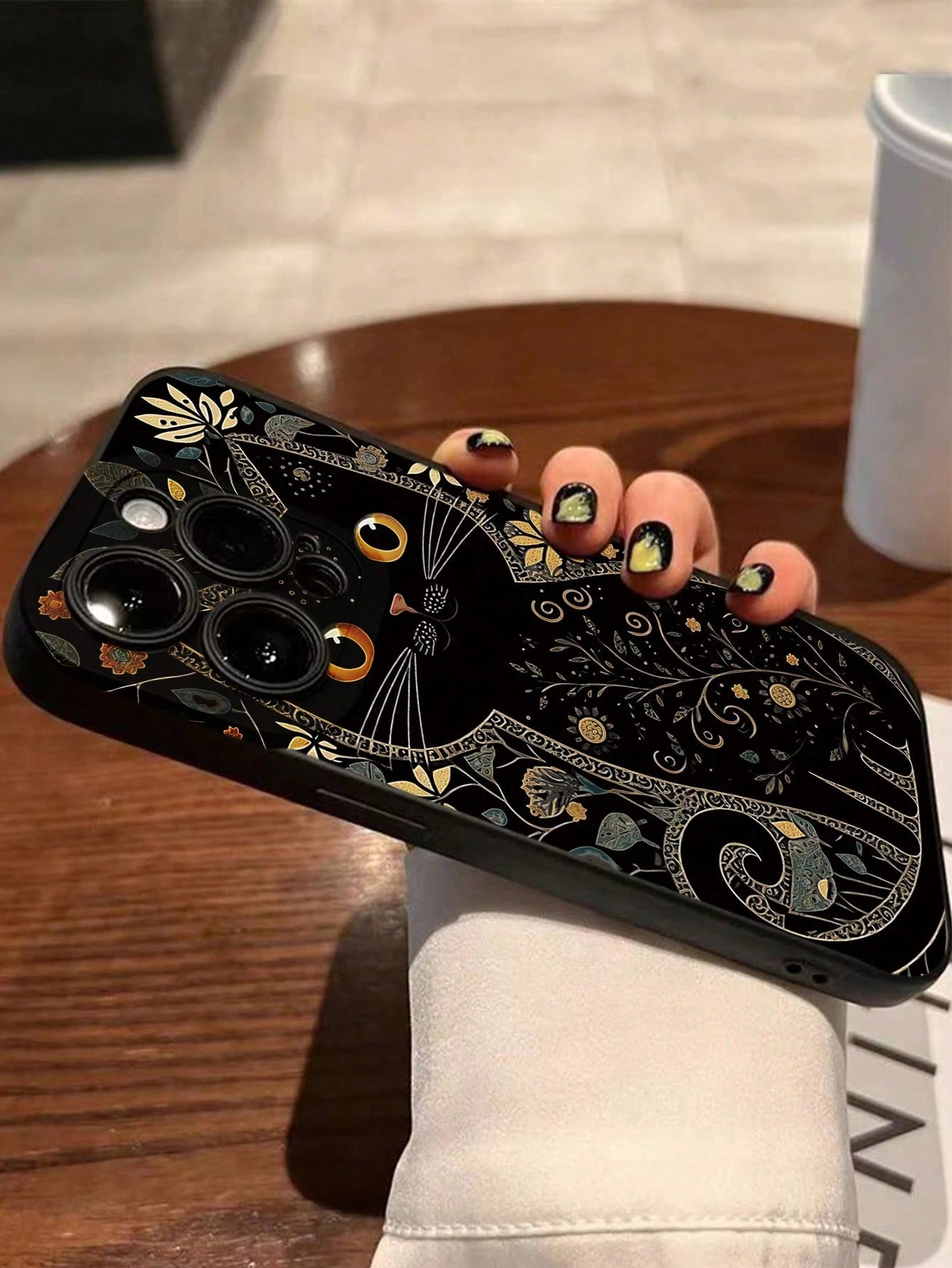 Minimalist Black TPU Cat Elements Fashion Phone Case 1pc Artistic Gold And Grey Floral Minimalist Cat Eye Skin-Friendly Anti-Drop TPU Phone Case Compatible With IPhone 17 Pro Max, 11, 16 Pro Max, 16 P