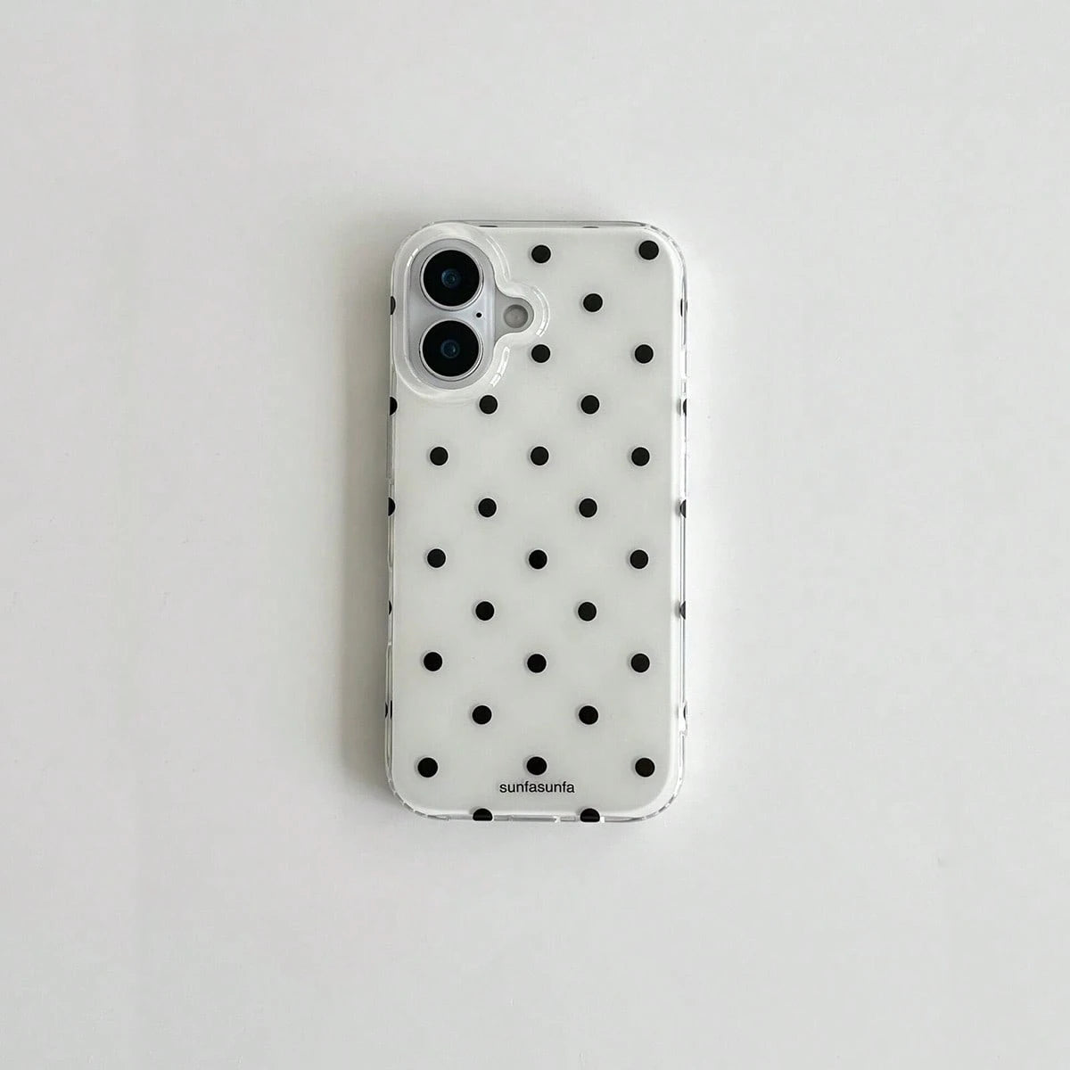 Minimalist Cute Black & White Polka Dot Pattern Fashion Phone Case, Compatible With Apple 11 To 17 Series Including Pro Max