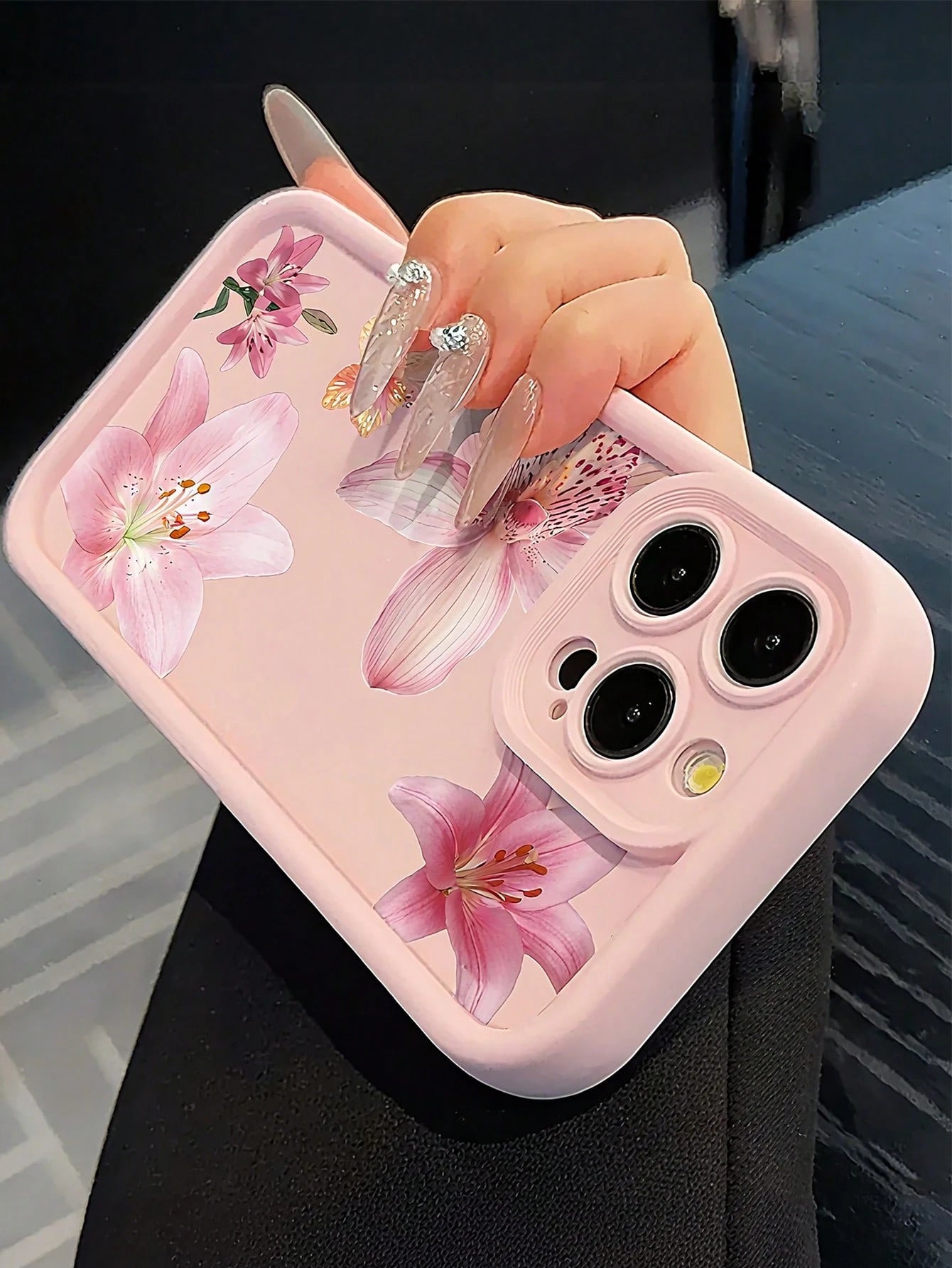 Minimalist Pink TPU Flower Element Shockproof Pattern 1pc Phone Case Compatible With IPhone 16 Pro Max/15 Plus/14/13/12/11/8P/XS Max And Galaxy S24 Ultra/S23 FE/S22/S21/S20/A52S/A15/A03 Spring Gift In