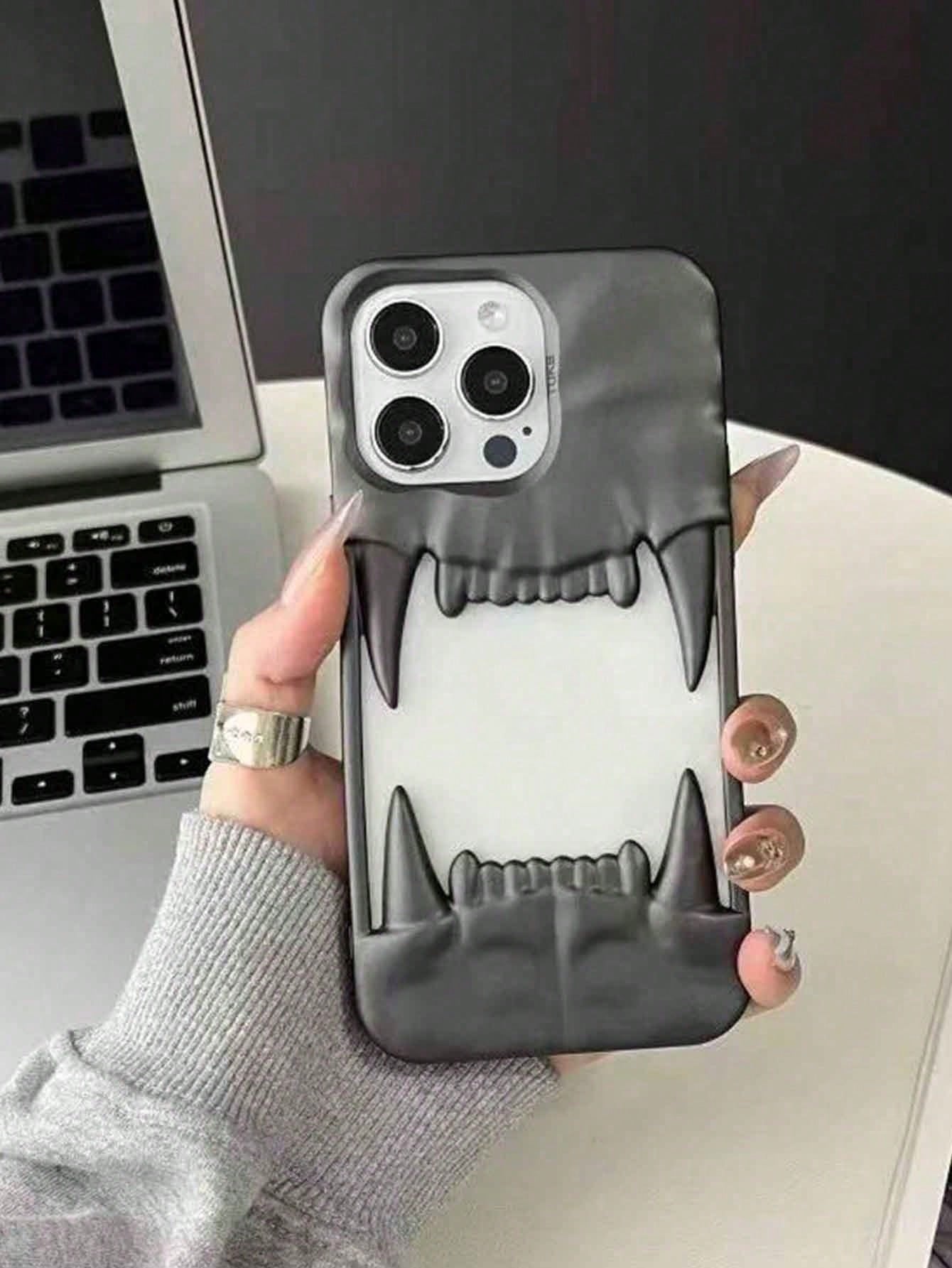 Minimalist Skull Element Silver Plated Fashion Phone Cases 1pc Punk Hollow Wrinkled Canine Tooth Pendant Asymmetrical Design Simple Yet Stylish Suitable For Both Men And Women Waterproof Shockproof An