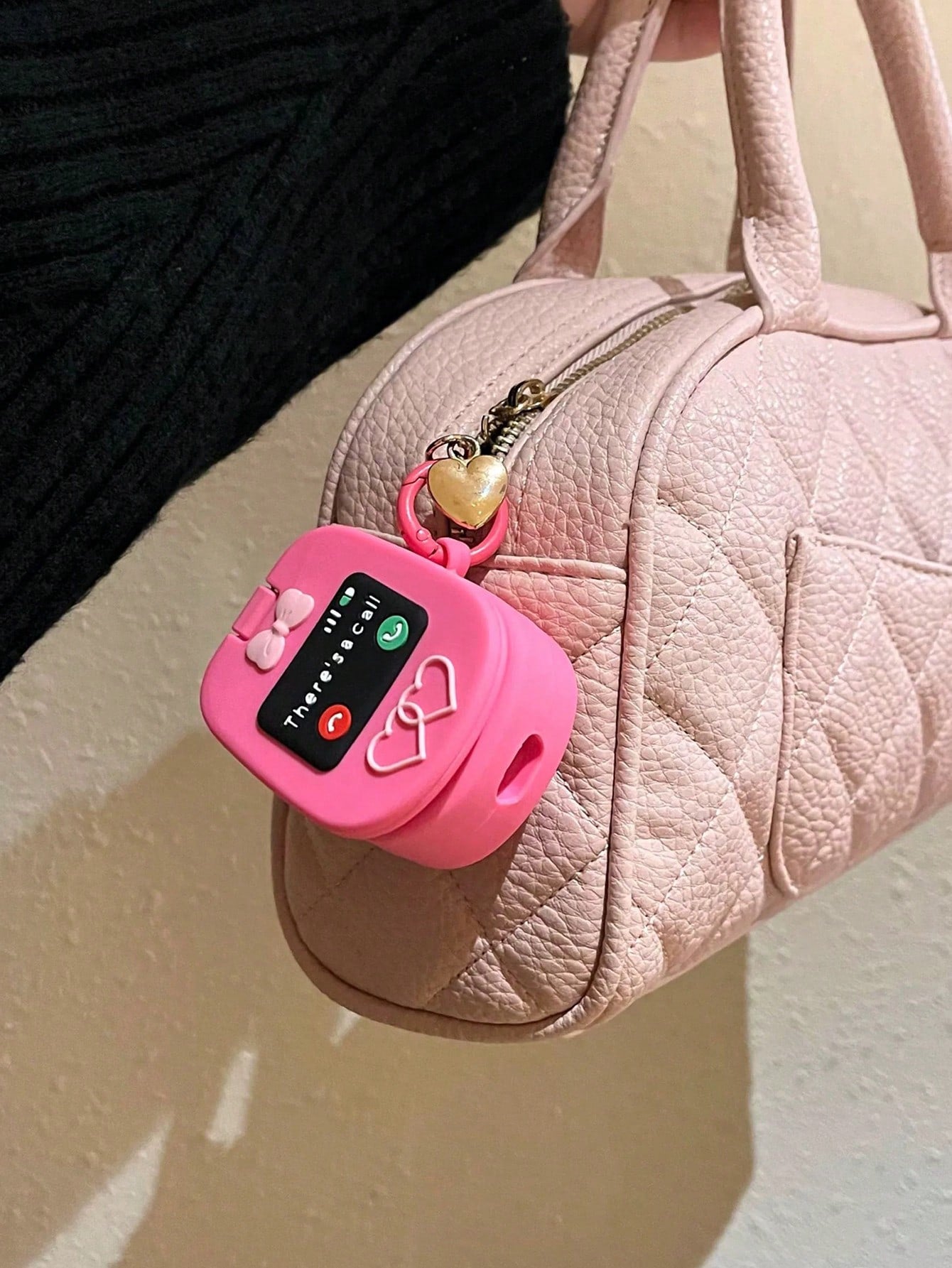 Mobile Phone Element Cute Pink Soft Silicone Vintage Flip-Phone Shaped Bluetooth Earphone Case With Mirror Compatible With AirPods 1/2/Pro/3/Pro (2nd Generation) Birthday Gift