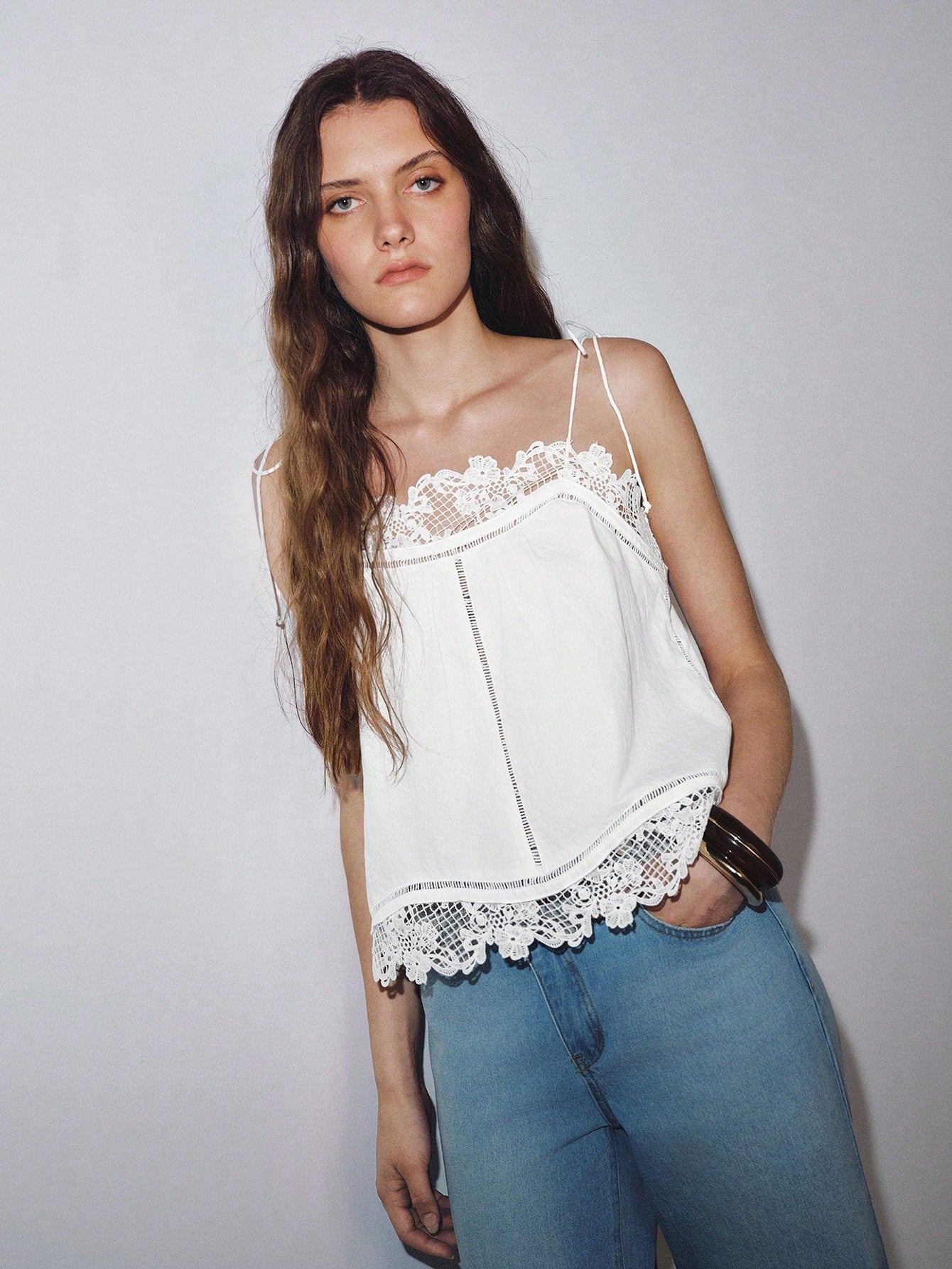 MOTF PREMIUM VACATION LOOSE COTTON EMBROIDERED FLORAL TRIM CAMISOLE TOP, SPRING/SUMMER