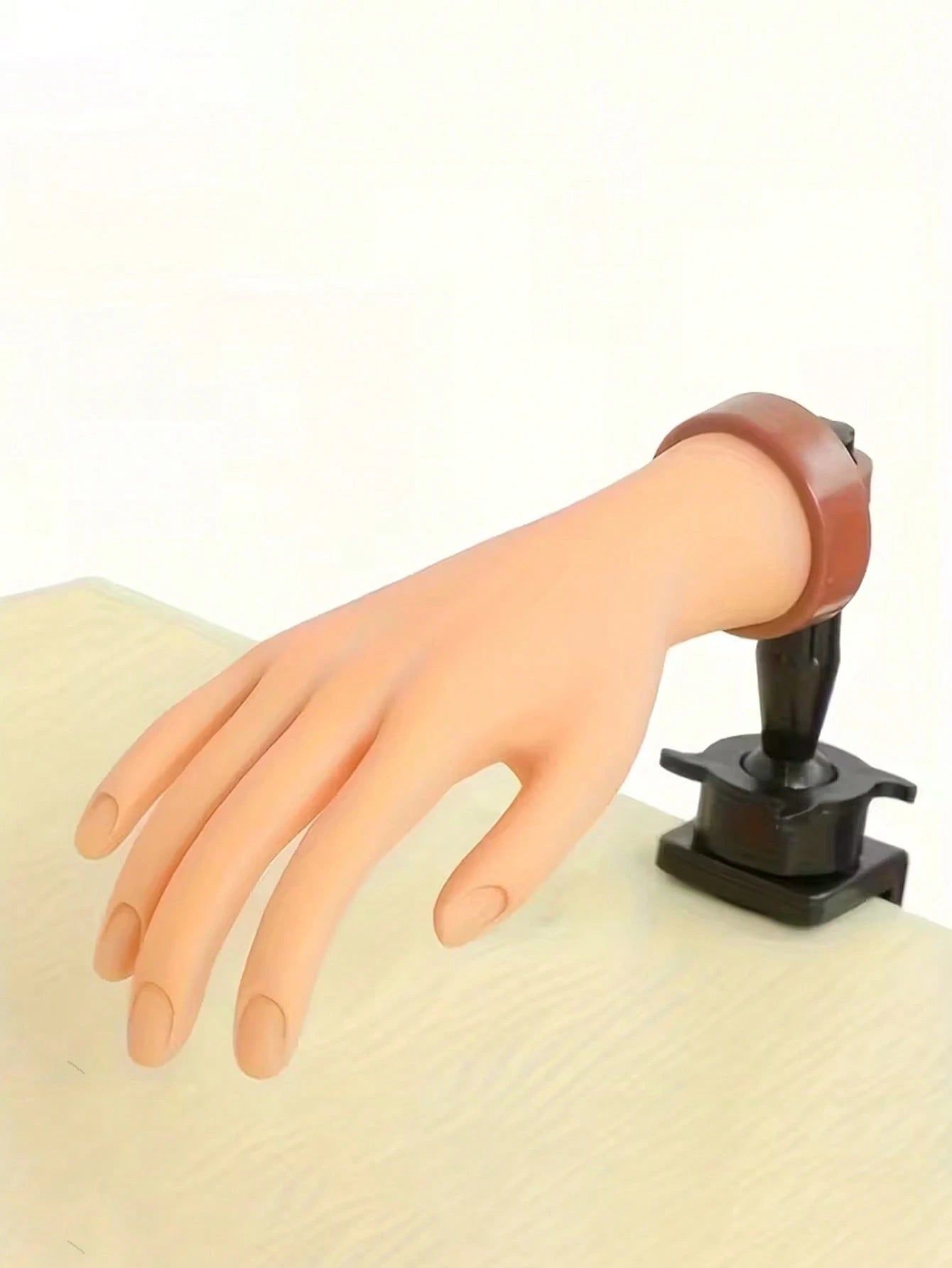 Nail Art Practice Hand Model Stand Set- Realistic Palm & Flexible Fingers, Suitable For Nail Training