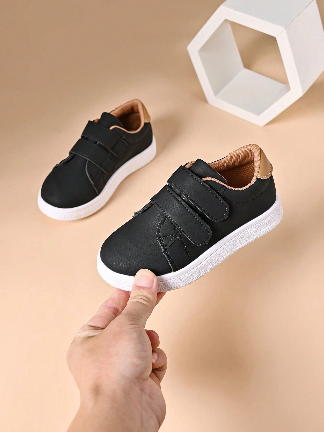 New Baby Casual Sports Style Skate Shoes With Comfortable Lining