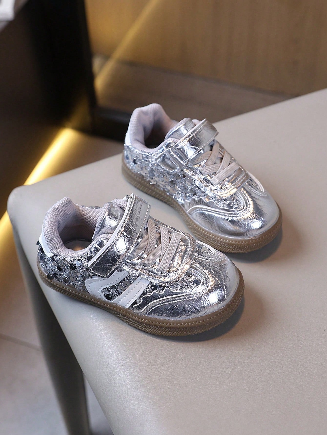 New Sequin Design Baby Sneakers With Comfortable Lining